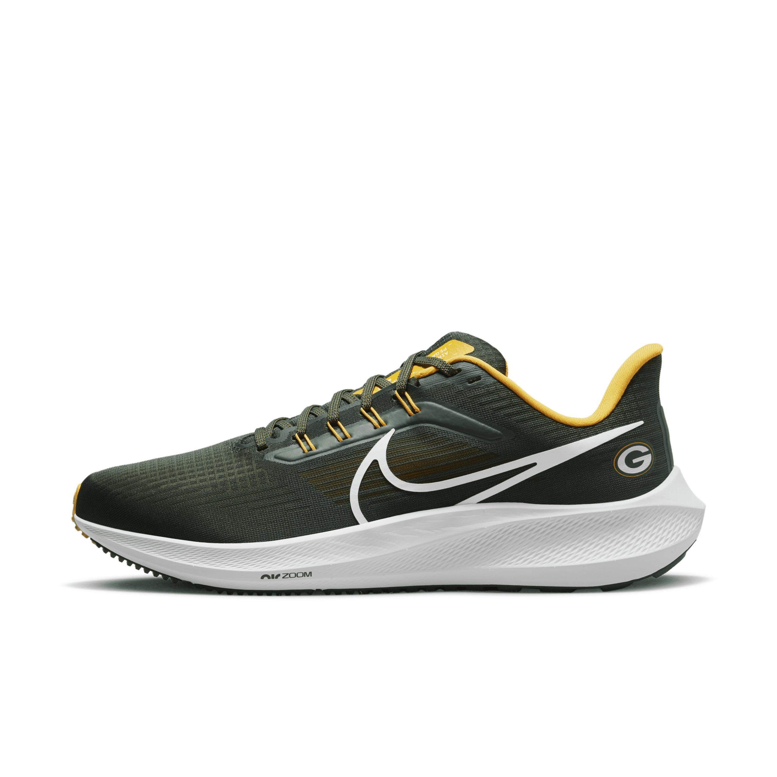 nike pegasus packers