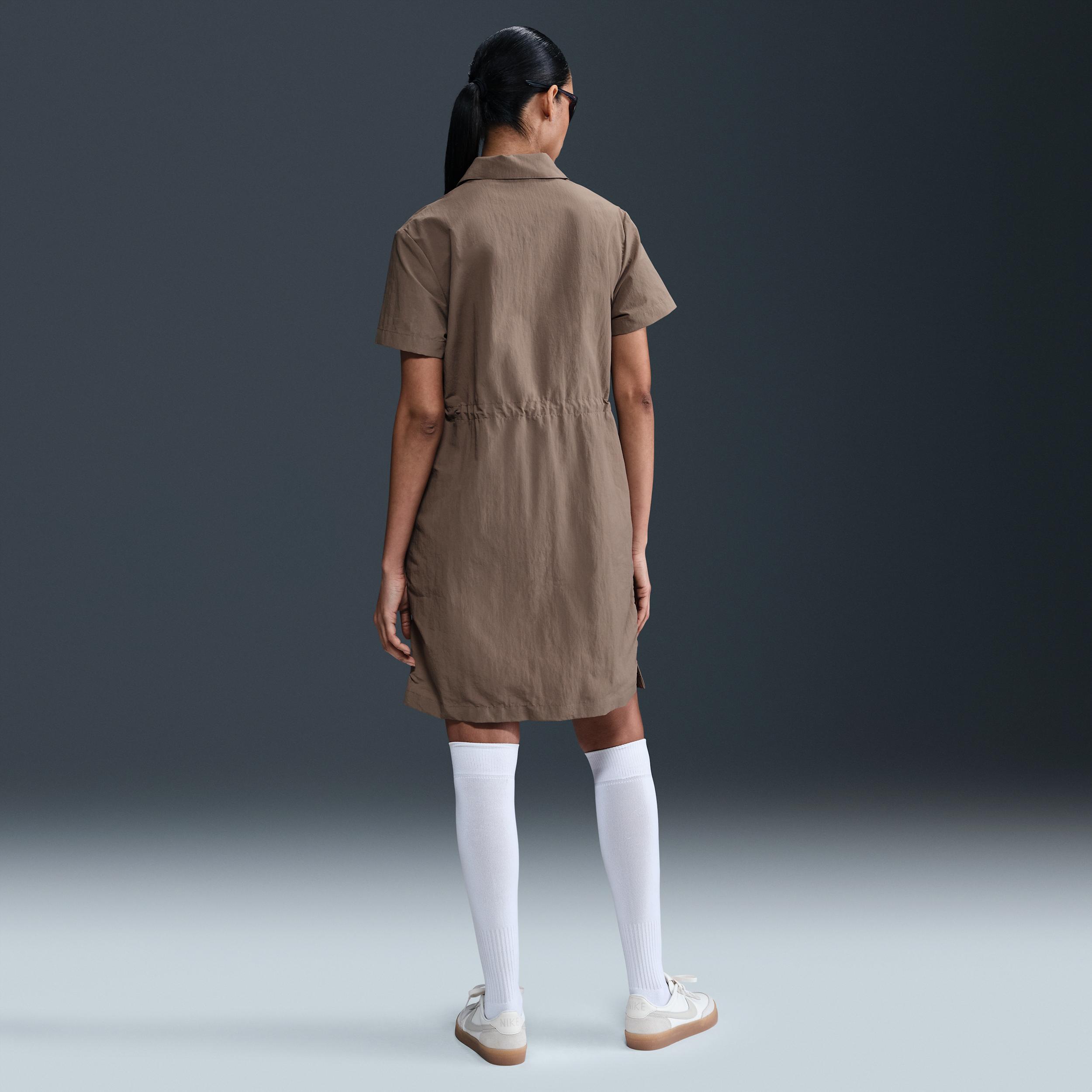 nike-Brown-Sportswear-