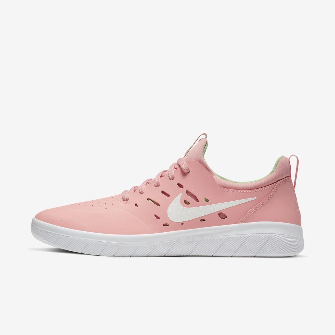 Nike Nyjah Free Sneakers in Pink for Men | Lyst