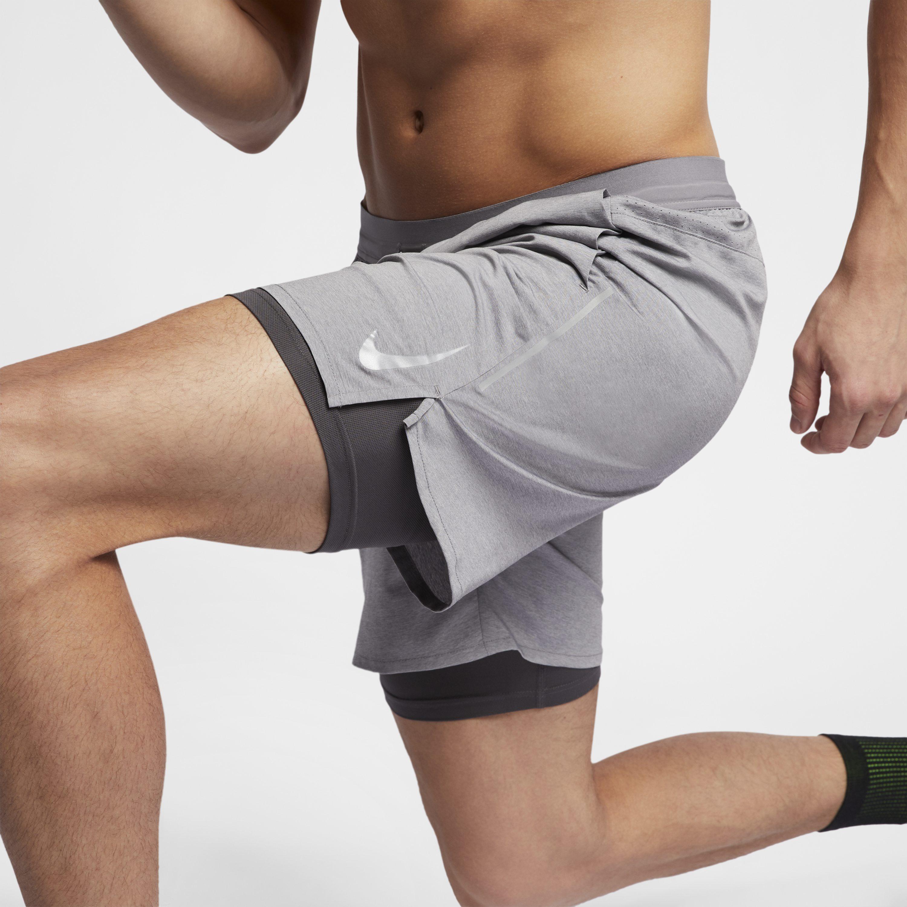 Føde Miljøvenlig sand Nike Flex Stride Shorts 7 2-in-1 in Grey (Grey) for Men - Lyst