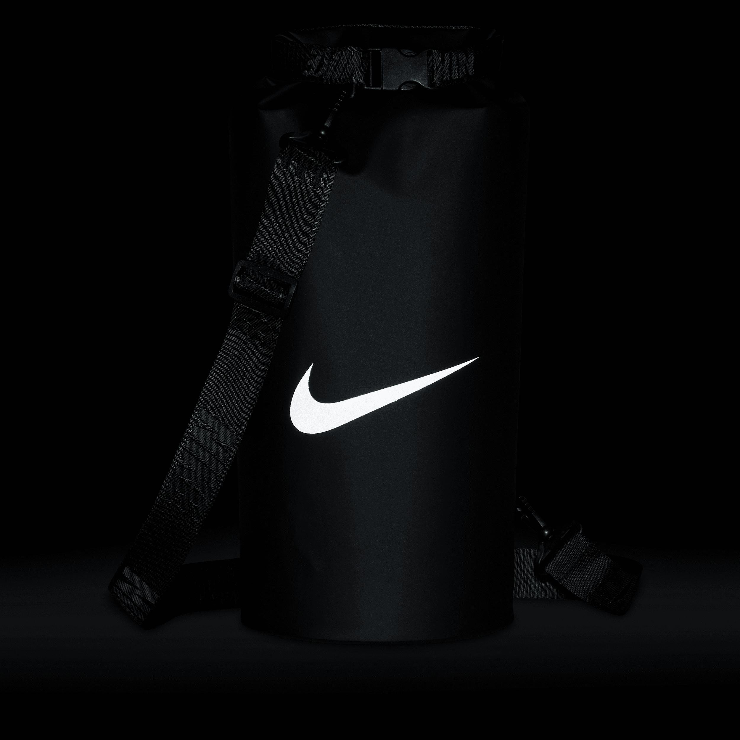 Nike Swim Dry Bag (10L) in Black | Lyst