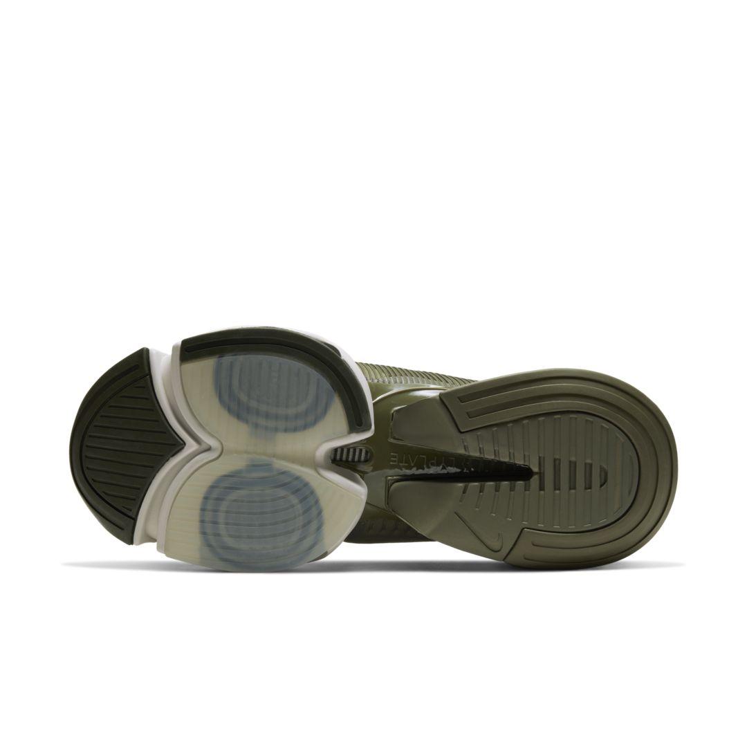 olive green nike trainers