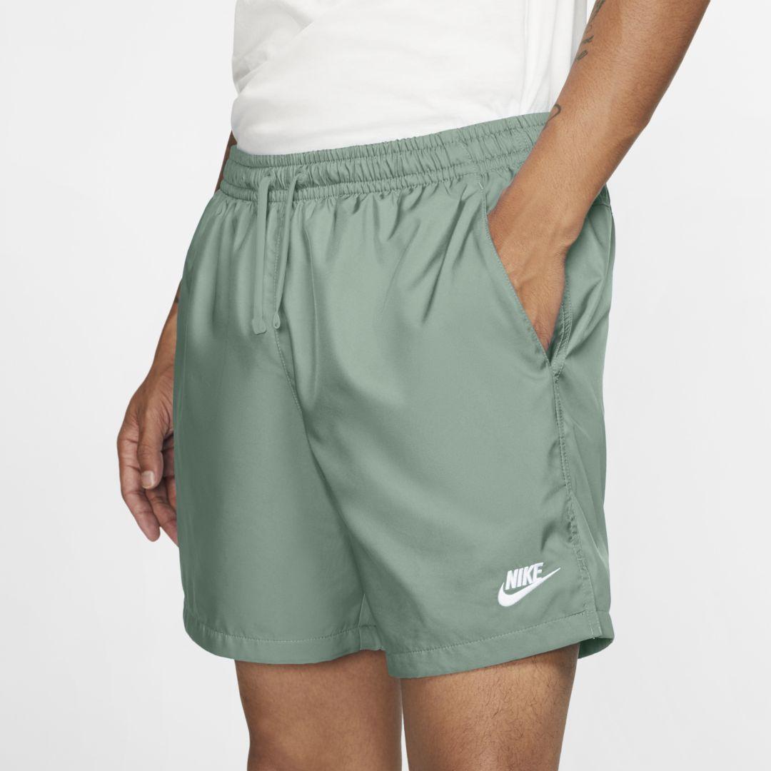 Nike Synthetic Flow Woven Shorts in Green for Men | Lyst