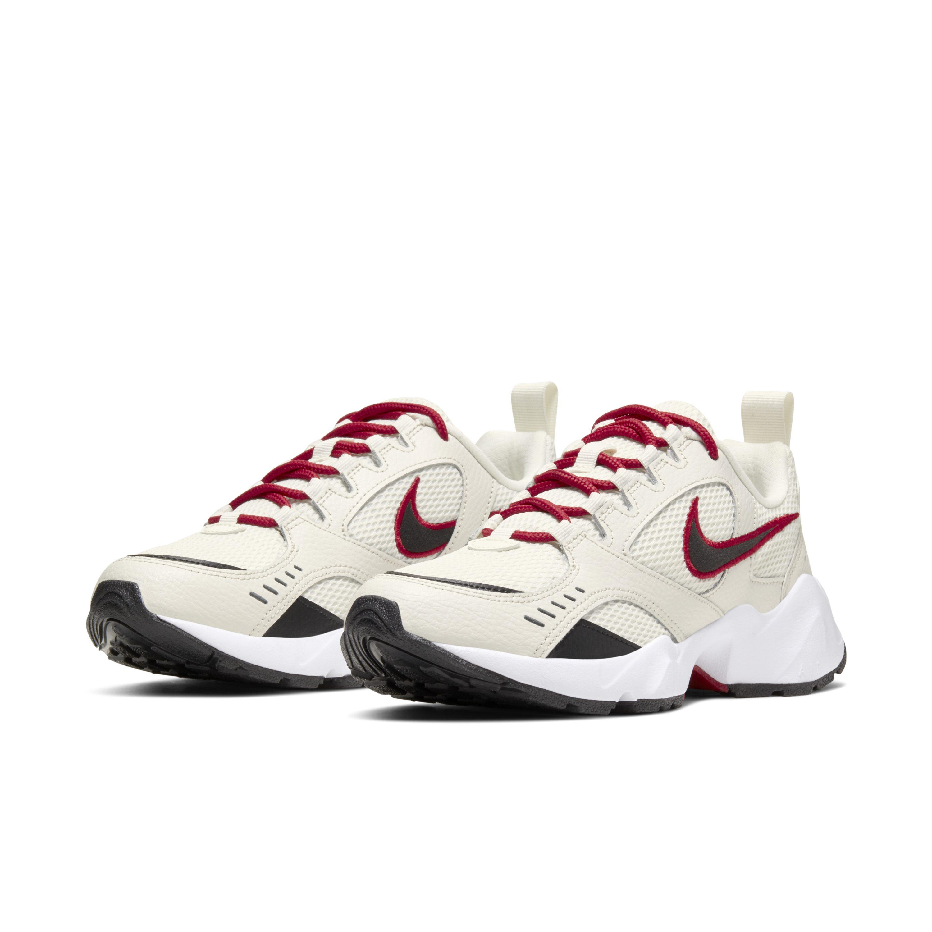 Nike Air Heights in White | Lyst UK