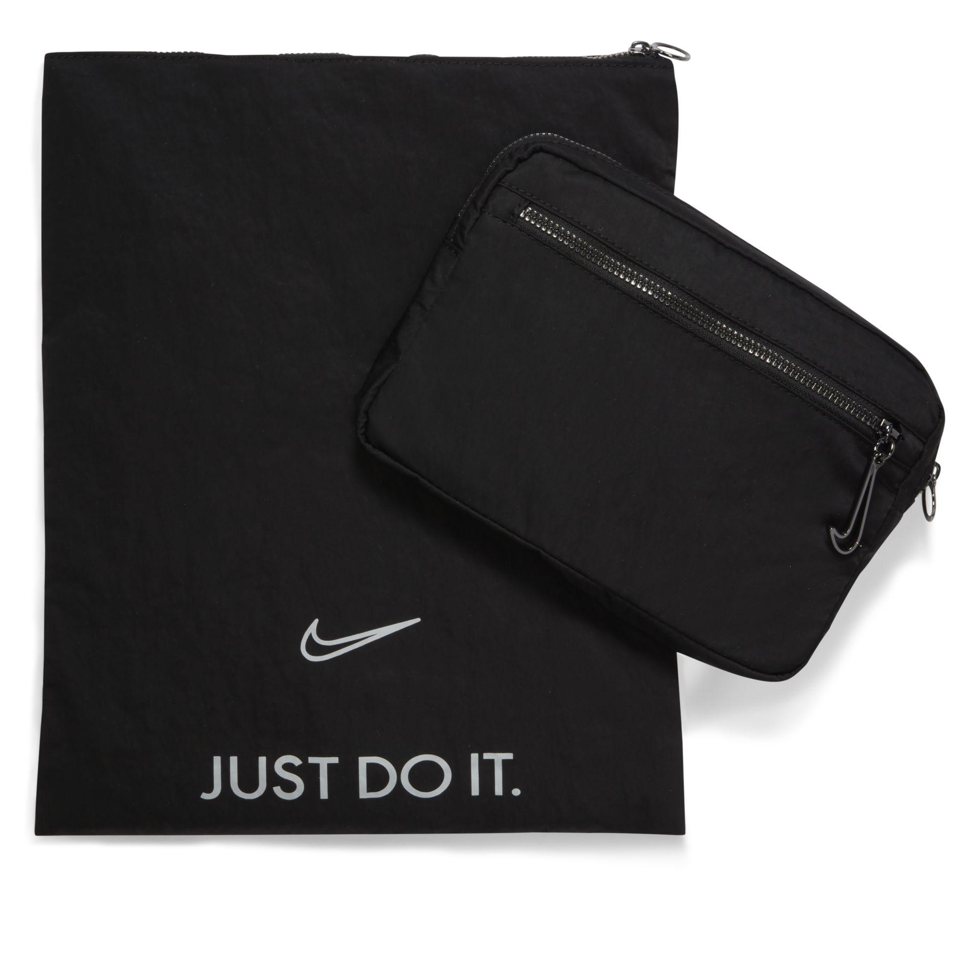 Nike One Luxe Training Bag in Black
