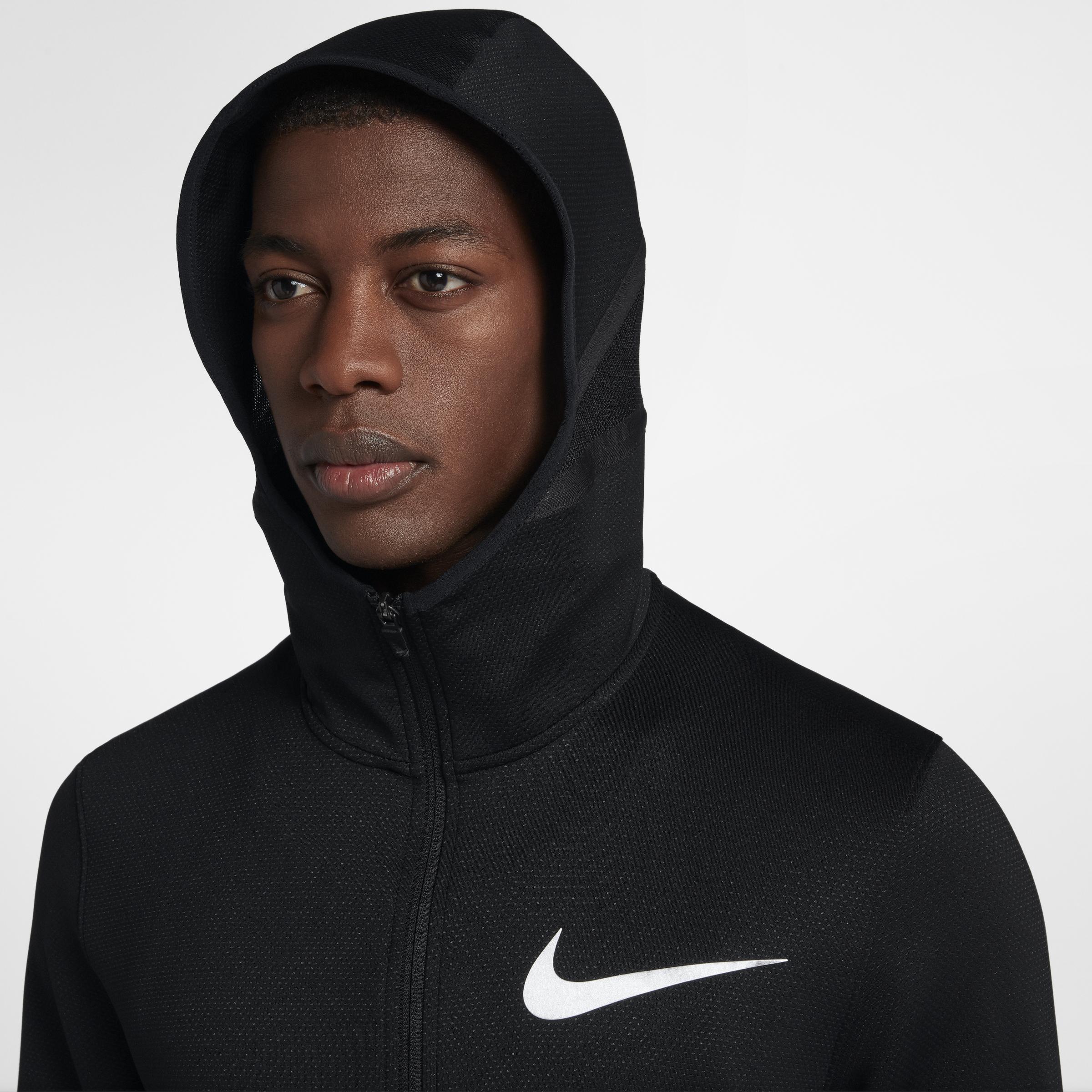 Nike Therma Flex Showtime Basketball Hoodie mit Nike bequemer Basketball Hoodie für Herren. Nike AT