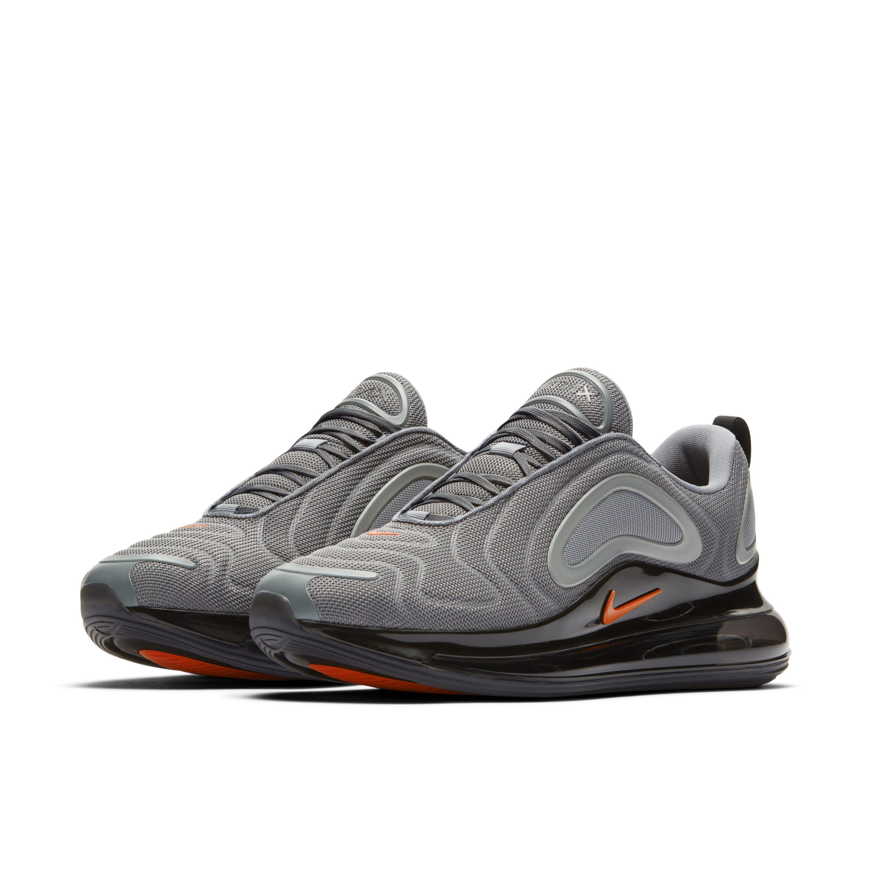 Nike Air Max 720 Shoe in Grey for Men | Lyst UK