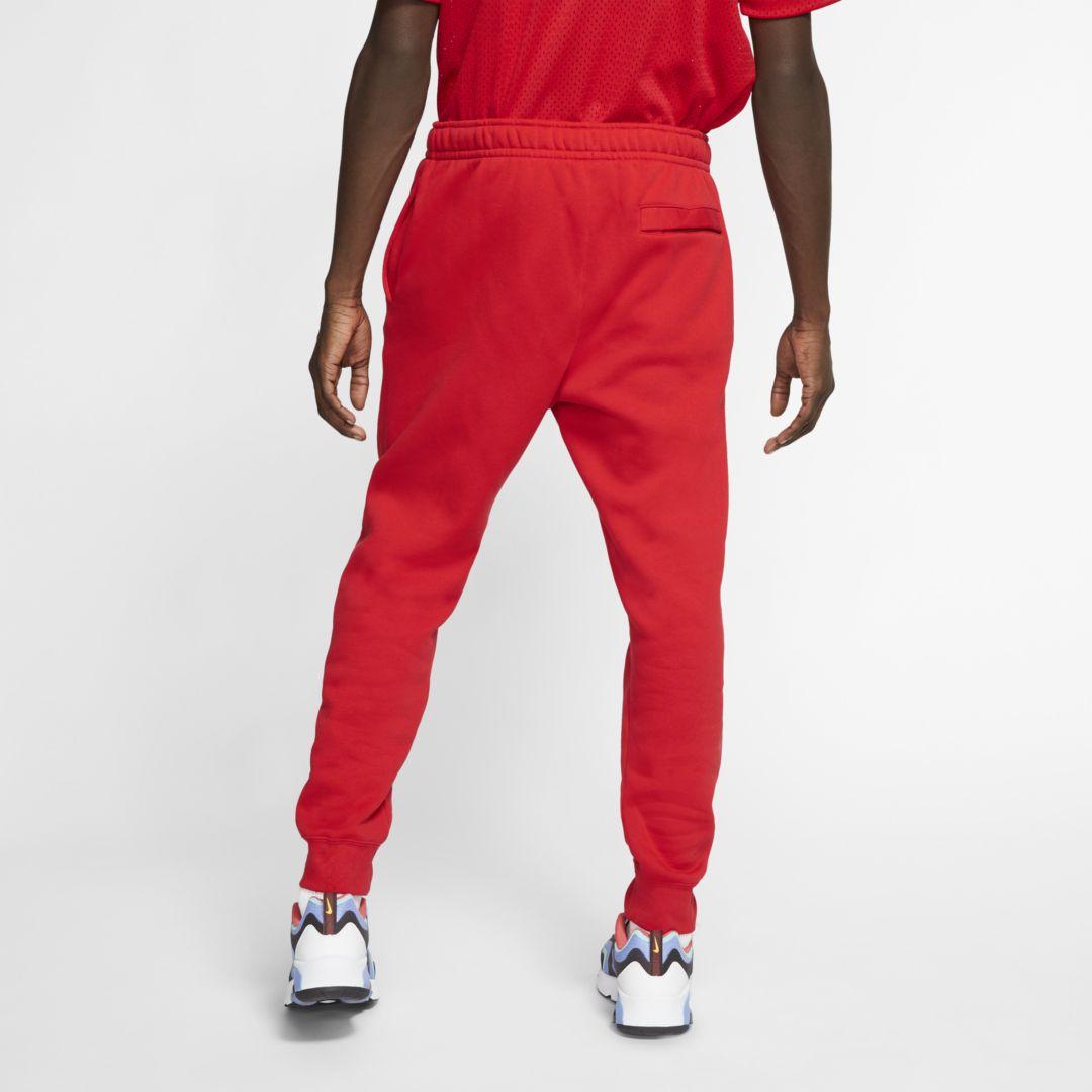 nike club fleece joggers red