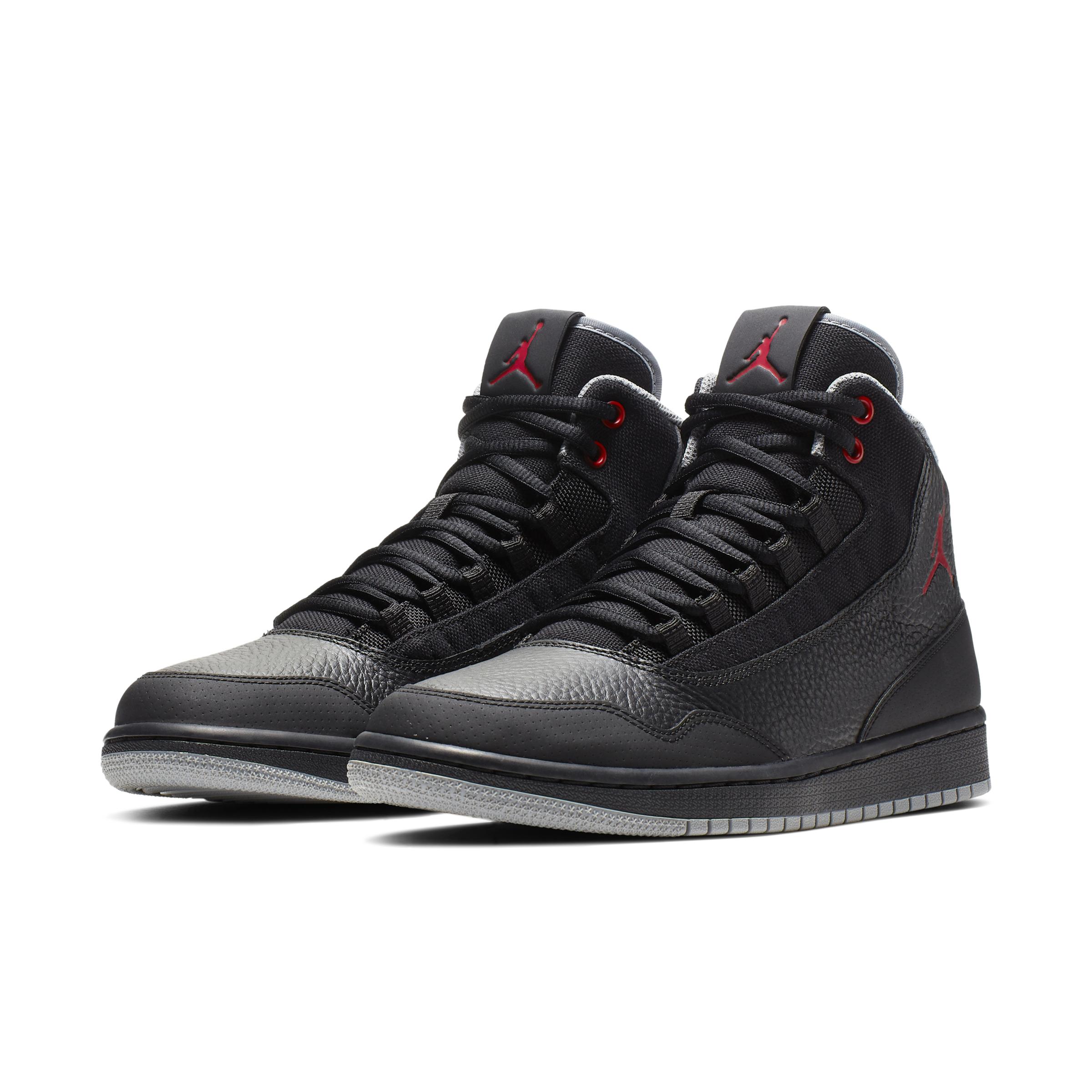 Джорданы кроссовки высокий. Nike Air Jordan Executive. Nike Air Jordan черные. Jordan Executive Nike. Nike Air Jordan кроссовки мужские.