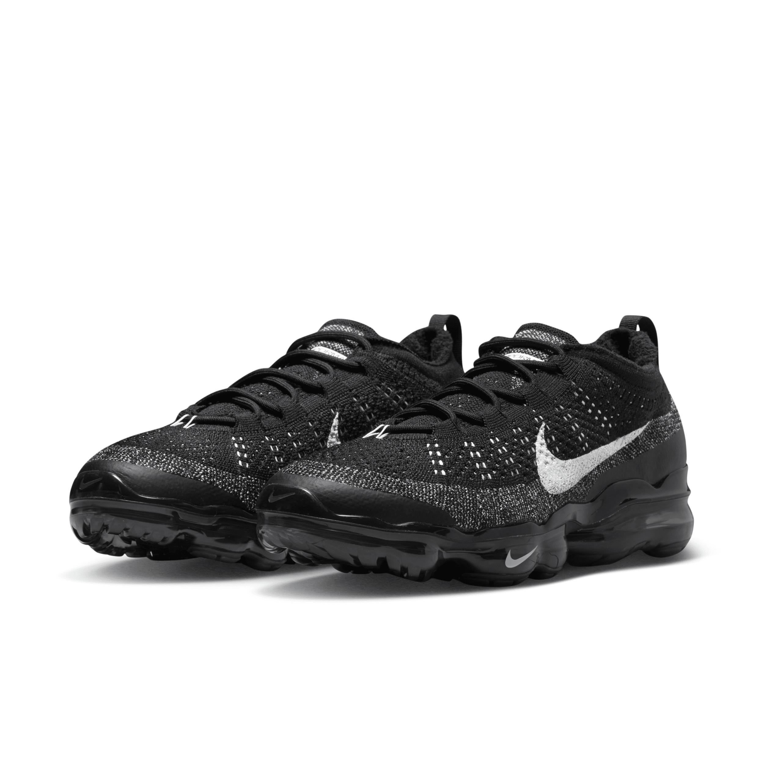 triple black flyknit vapormax