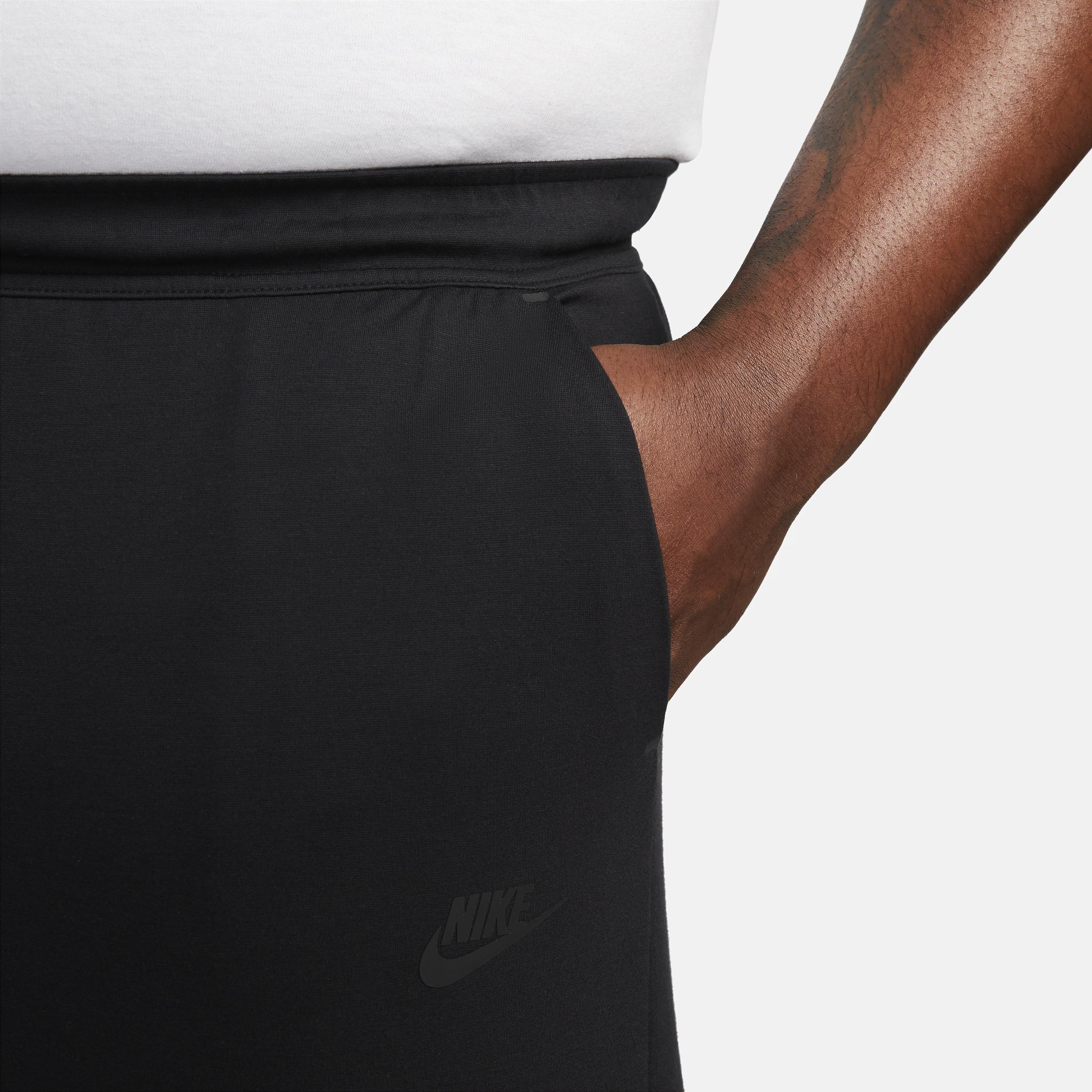 Nike Sportswear Tech Fleece Lightweight Shorts In Black, for Men | Lyst