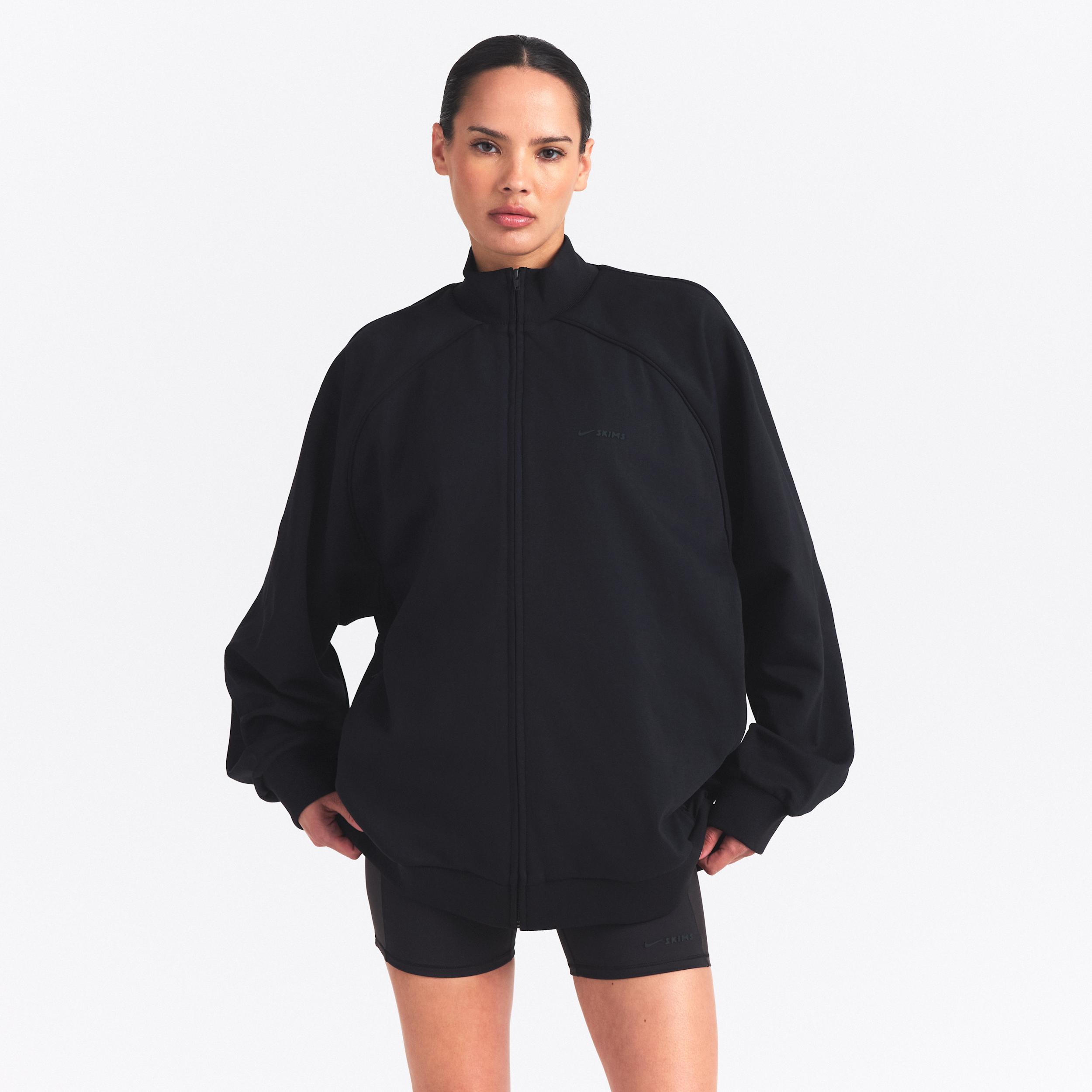 NIKE SKIMS リフト　24cm ブラック新品箱付き Nike Skims Matte Tricot Oversized Full-Zip Track Jacket in Black