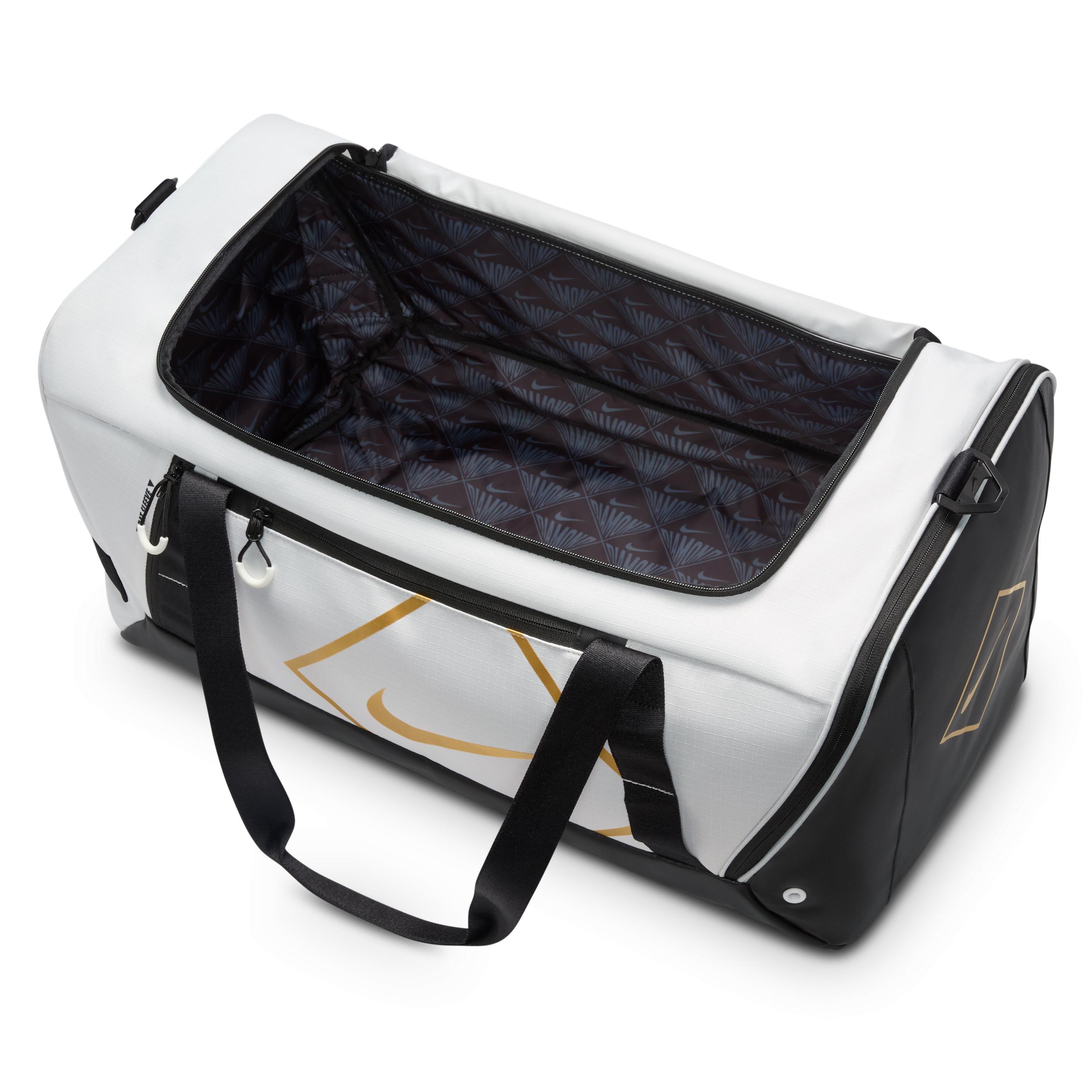 完売必須!☆Nike Diamond Duffel Bag (72L) Nike Diamond Duffel Bag (72L). Nike.com