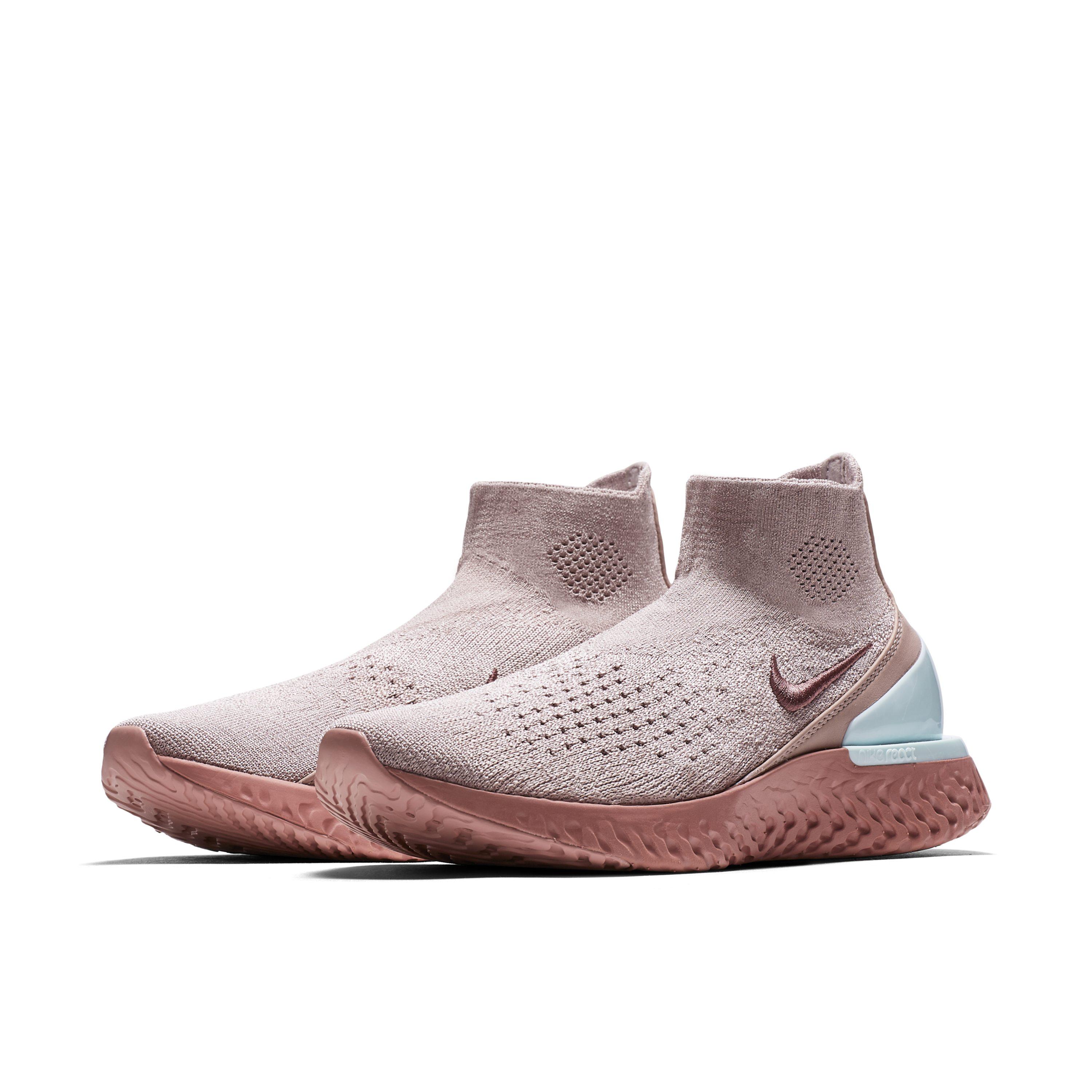 nike running rise react flyknit