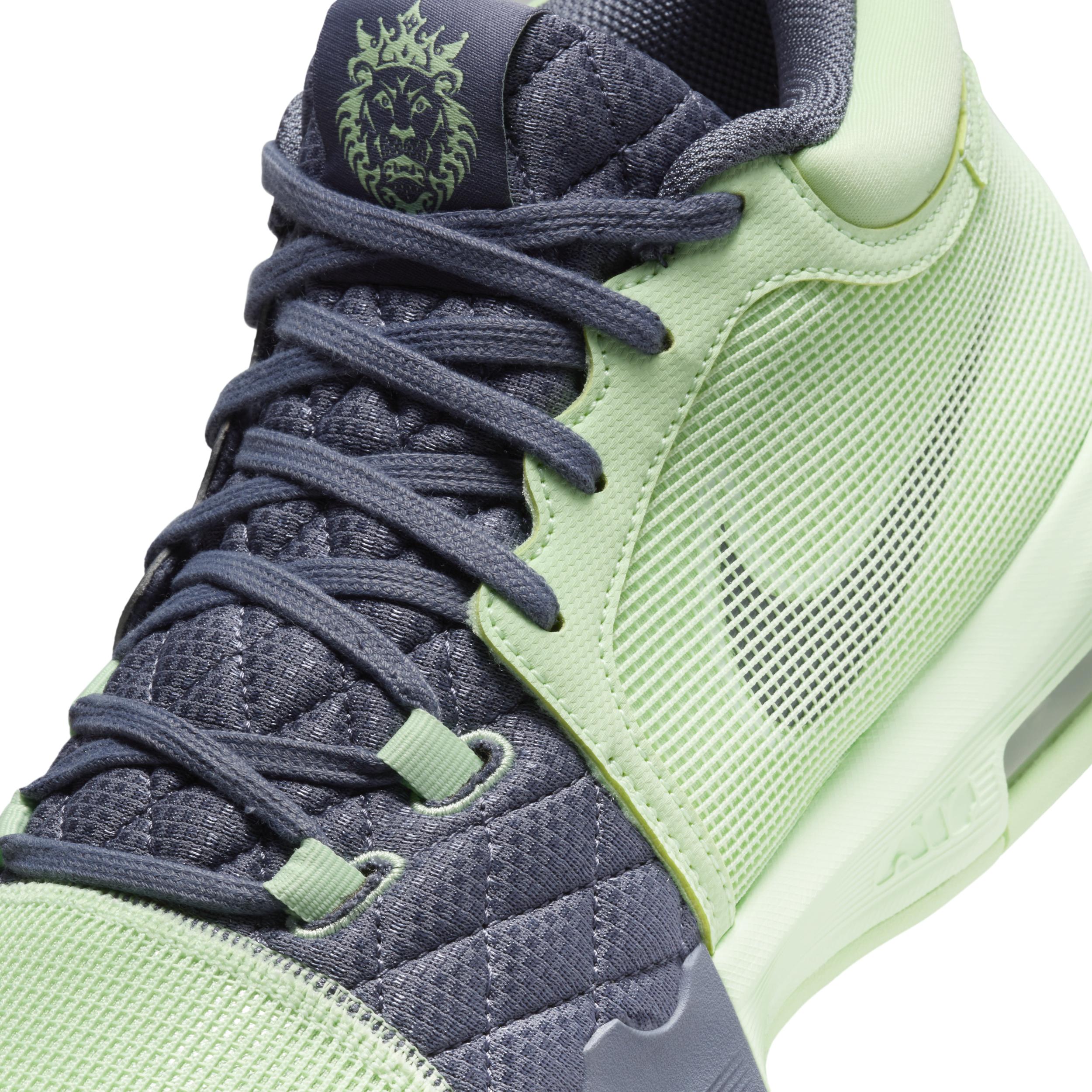 Nike Lebron Witness 8 Basketball Shoes in Green Lyst