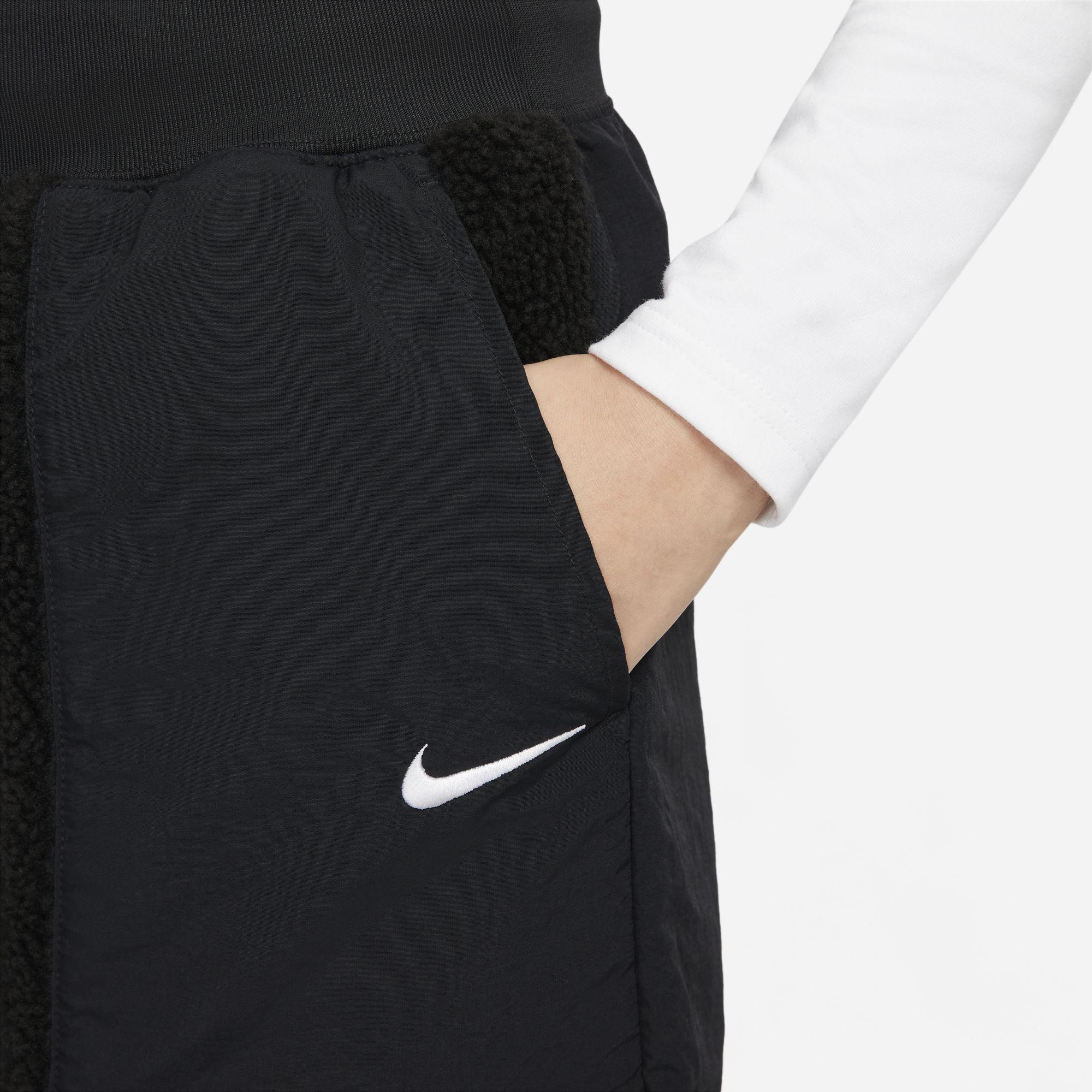 Nike Sportswear Essential Woven High-waisted Curve Pants in Black | Lyst
