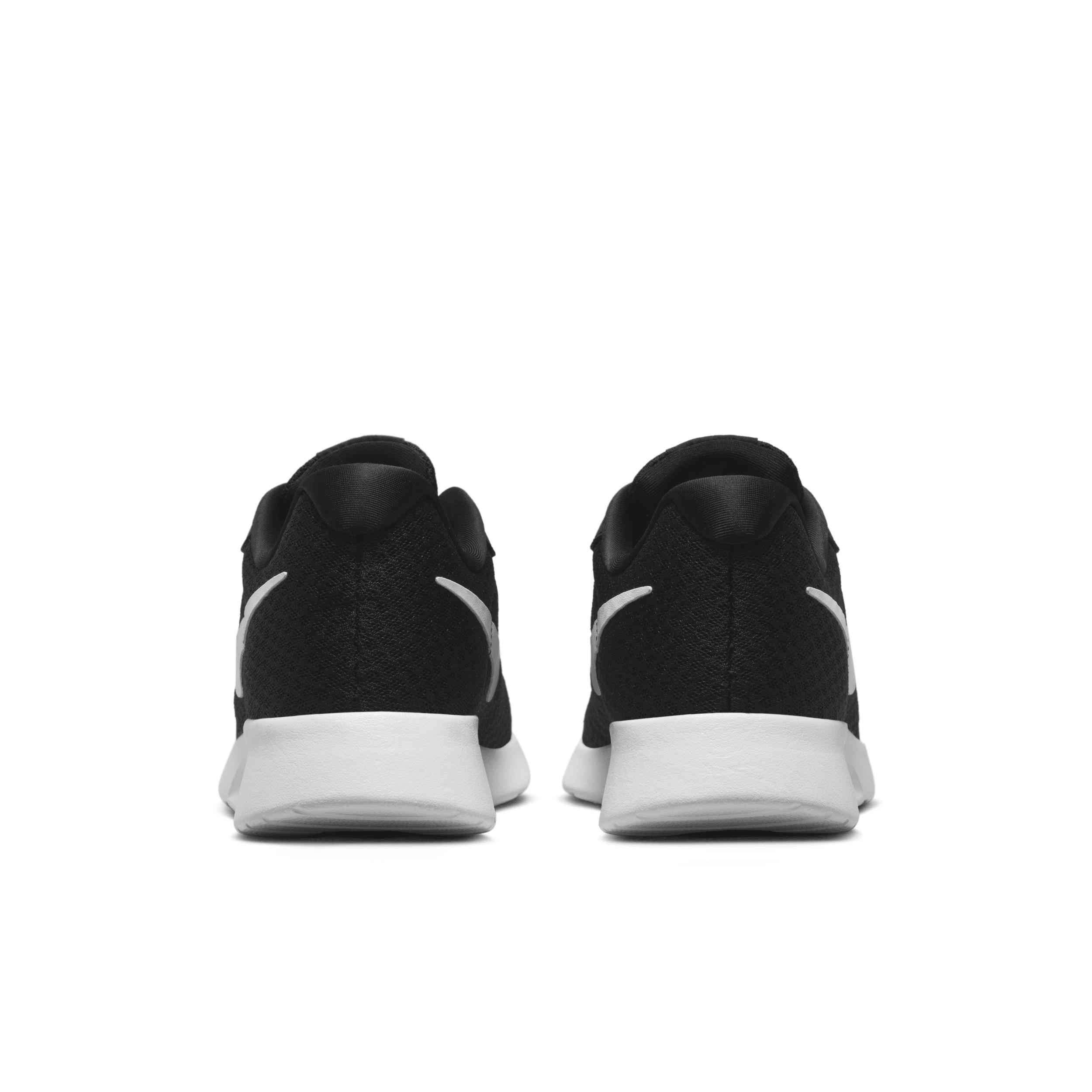 Nike Tanjun Easyon Shoes in Black | Lyst