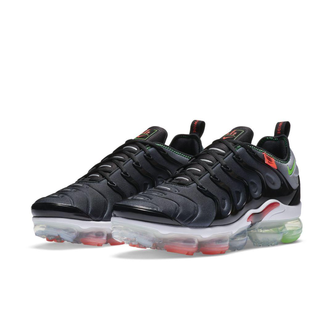 Nike Air Vapormax Plus - Running Shoes in Black for Men | Lyst