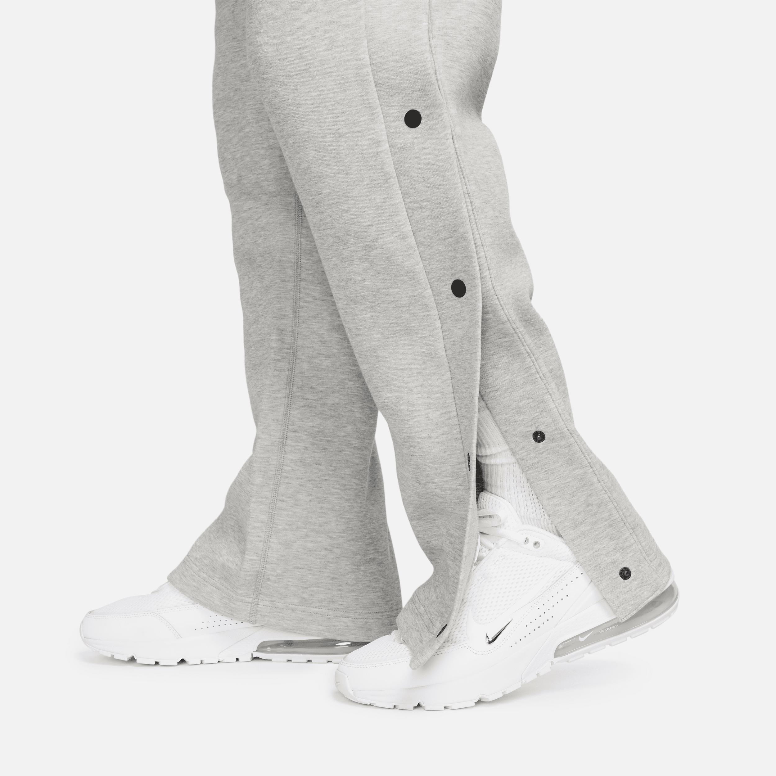 Nike Sportswear Tech Fleece Loose Fit Tear-away Pants in