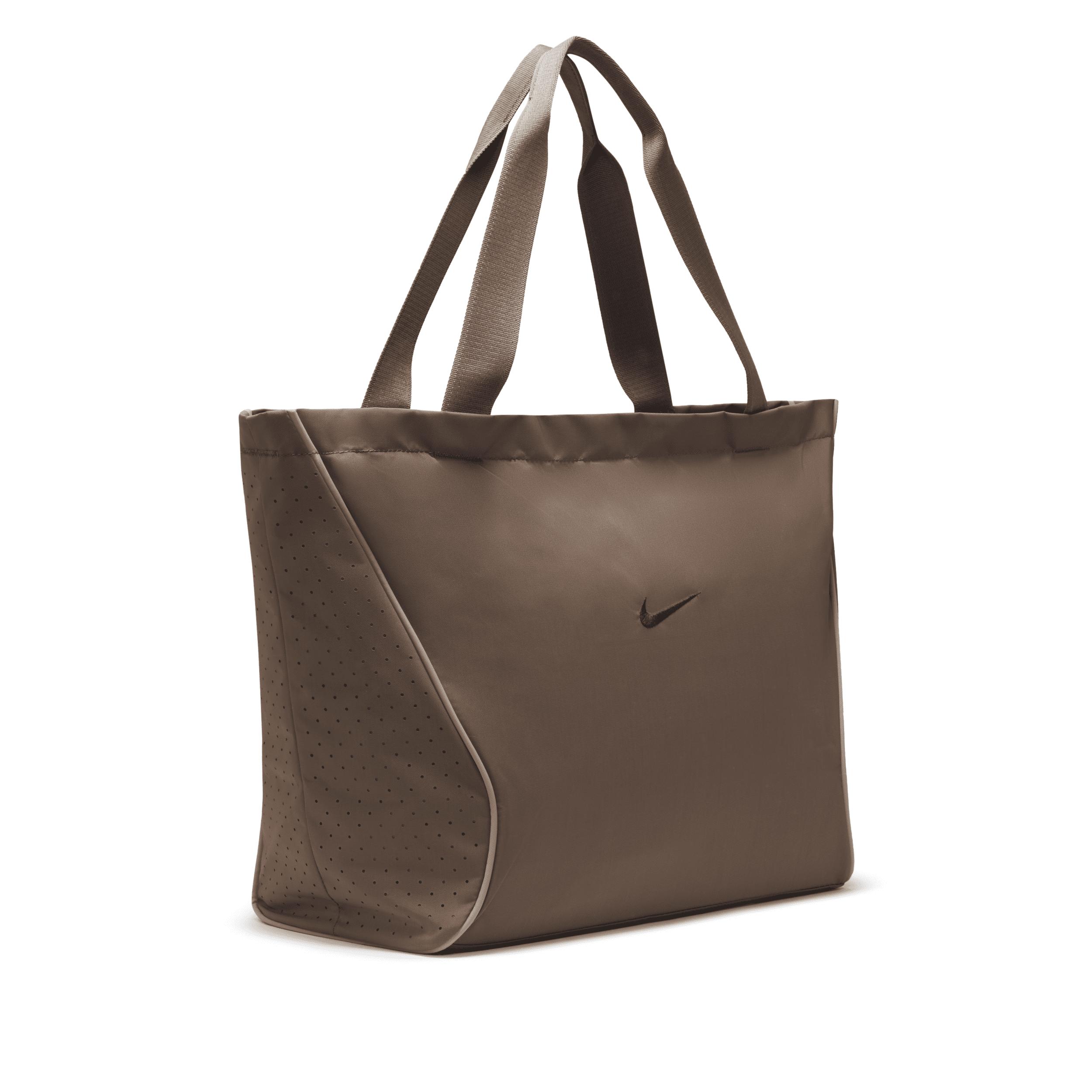 Nike Unisex Sportswear Essentials Tote Bag (26l) In Brown, in Metallic |  Lyst