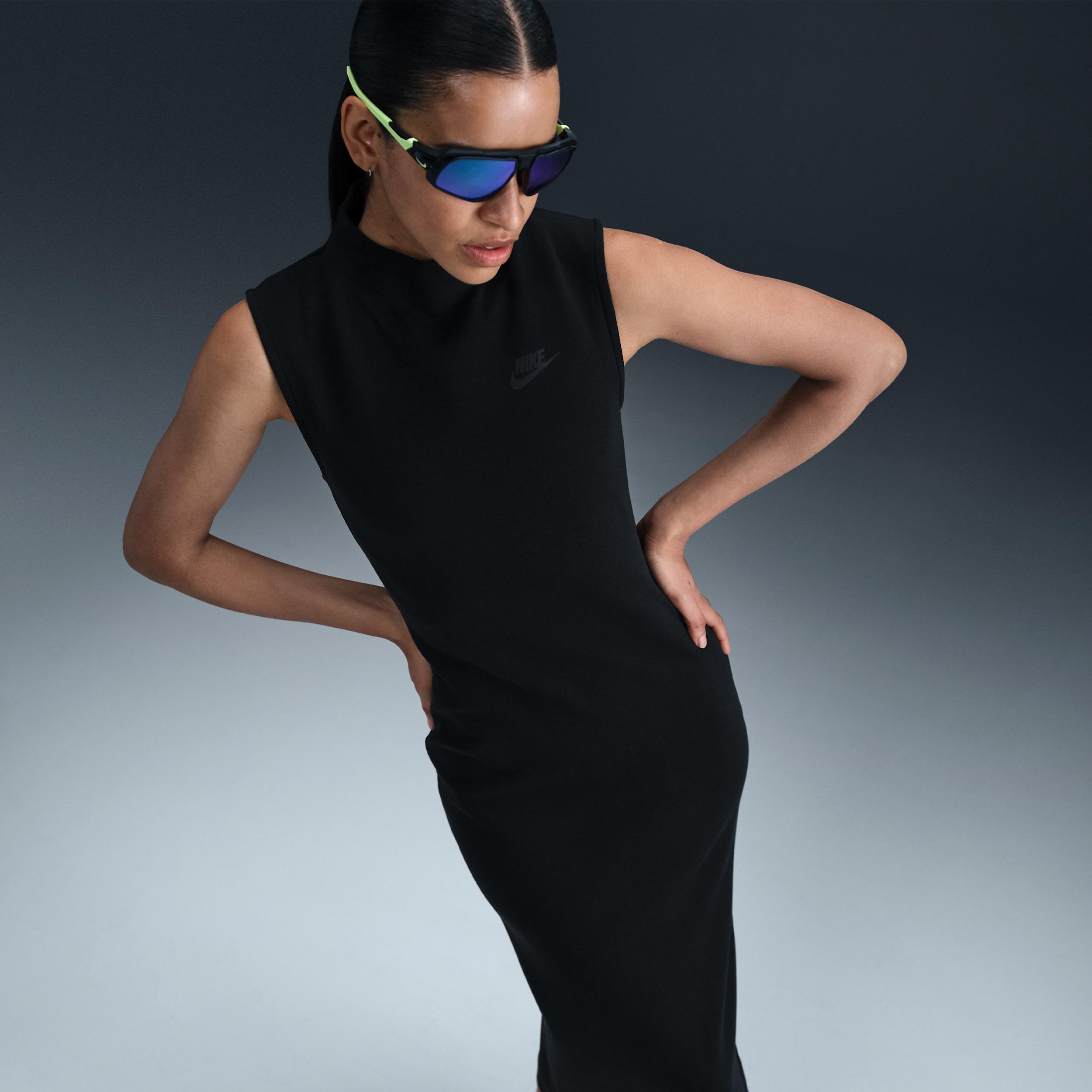 NIKE★軽量フリースタンクワンピースTech Fleece Slim Maxi Tank Nike Sportswear Tech Fleece Slim Maxi Tank Top Dress in Blue