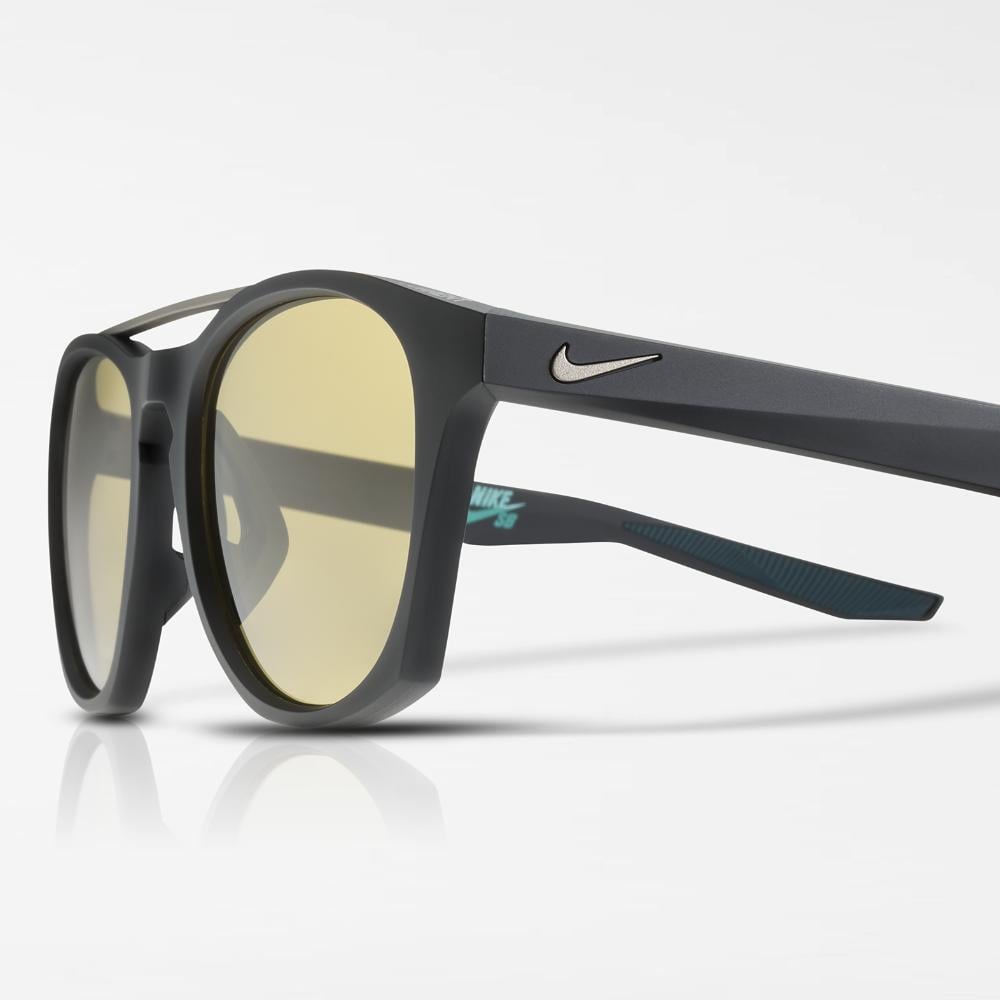 nike shades