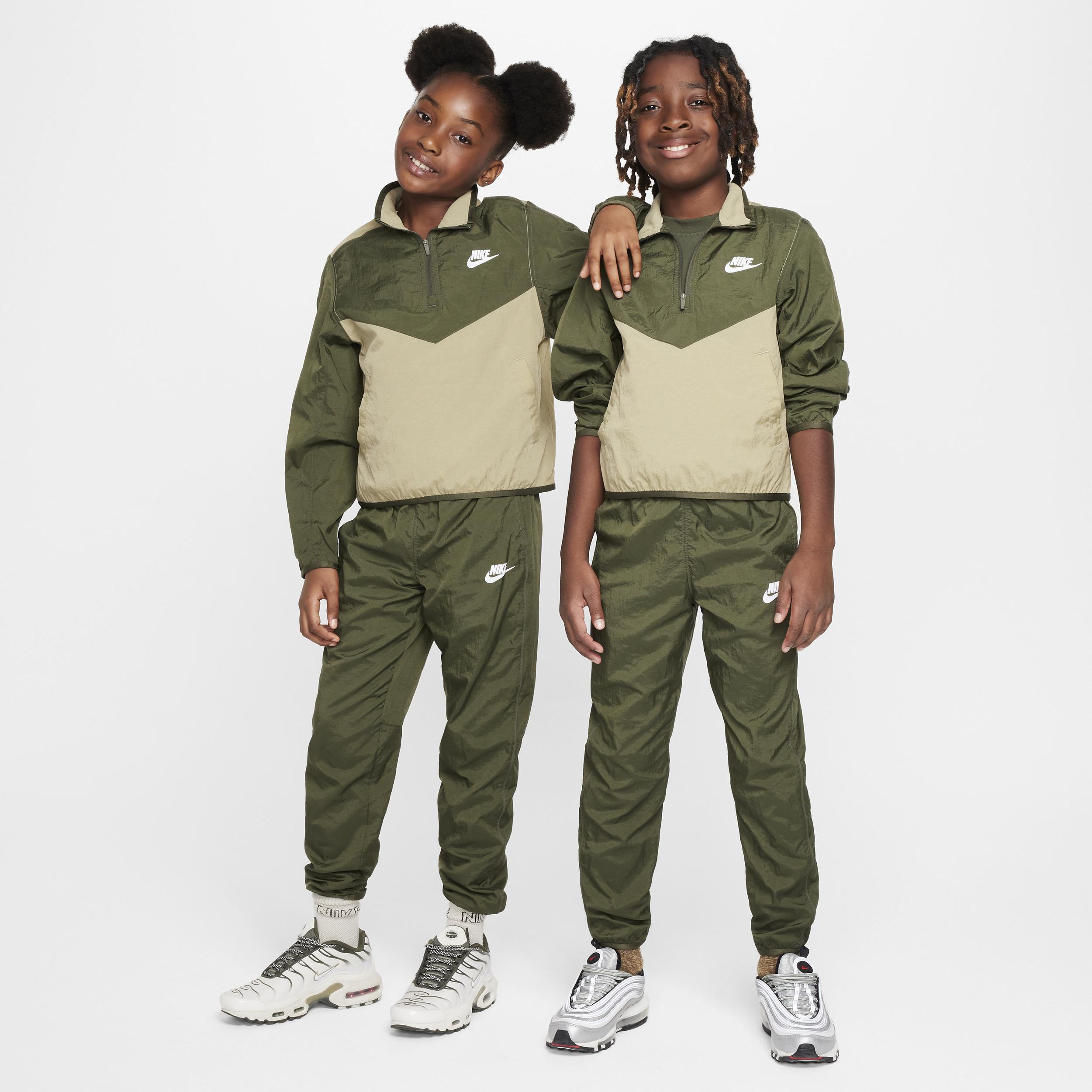 Nike Sportswear Older Kids' Tracksuit in Green | Lyst UK