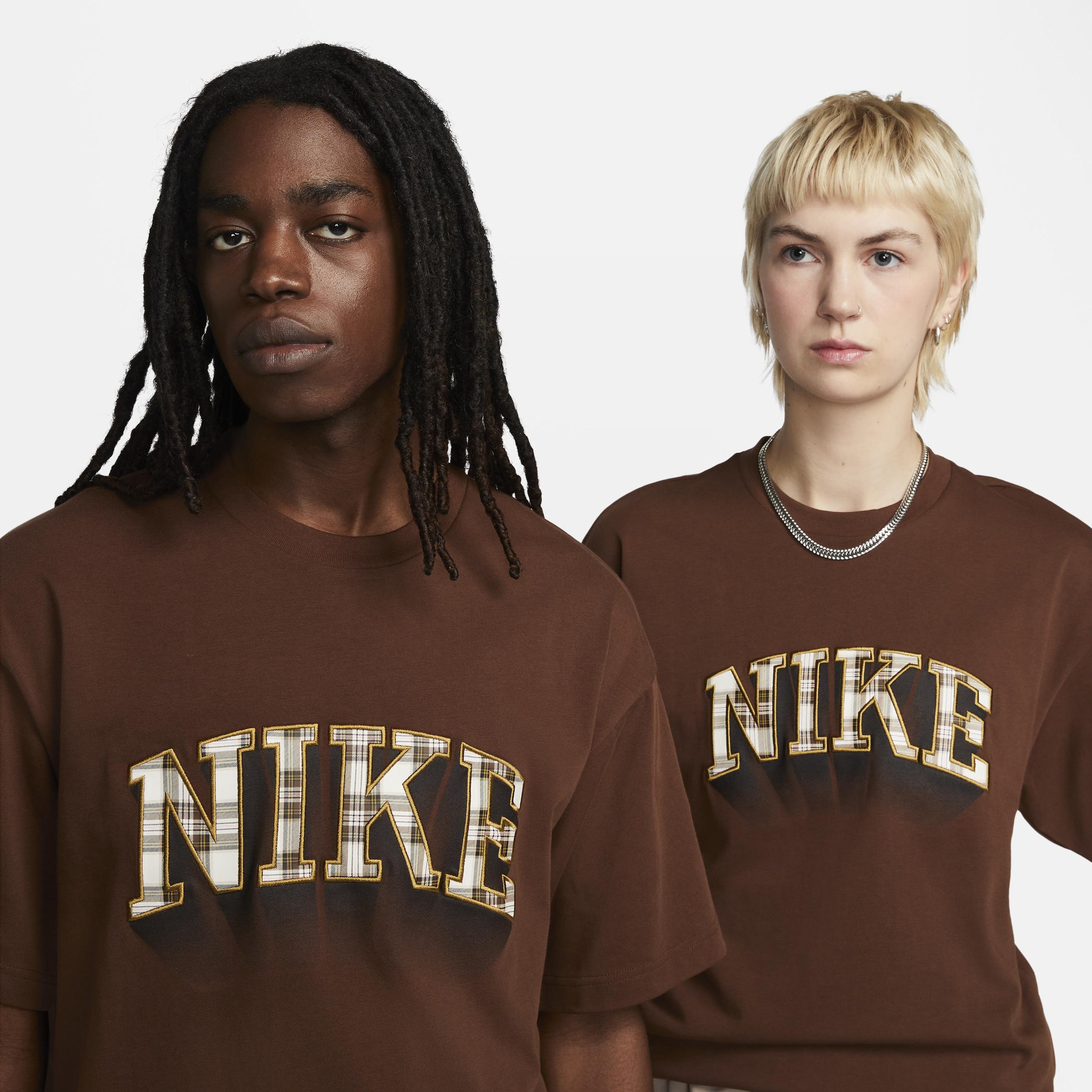 Nike Plaid Logo T-shirt In Brown, |