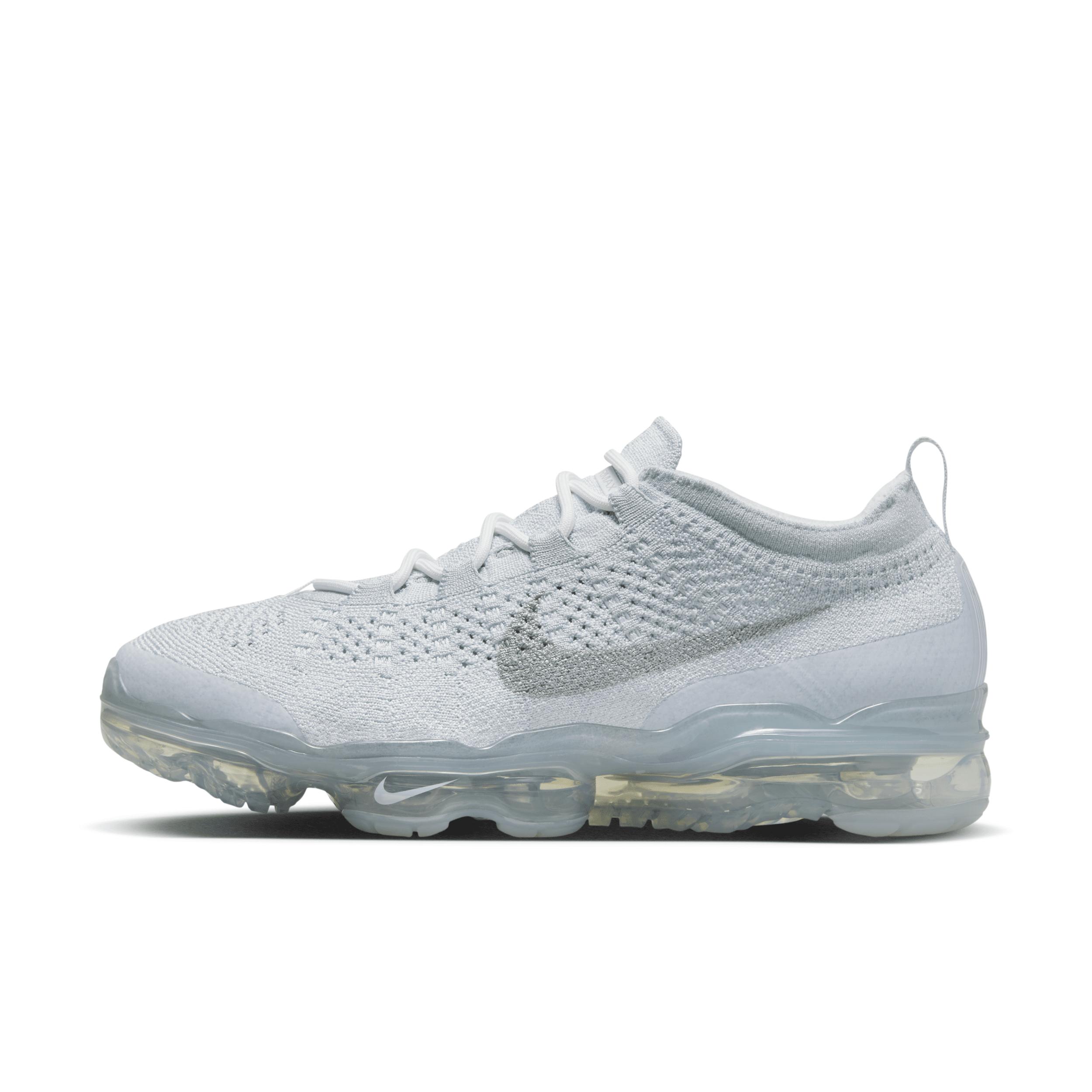 Nike Air Vapormax 2023 Flyknit Shoes in Gray for Men | Lyst