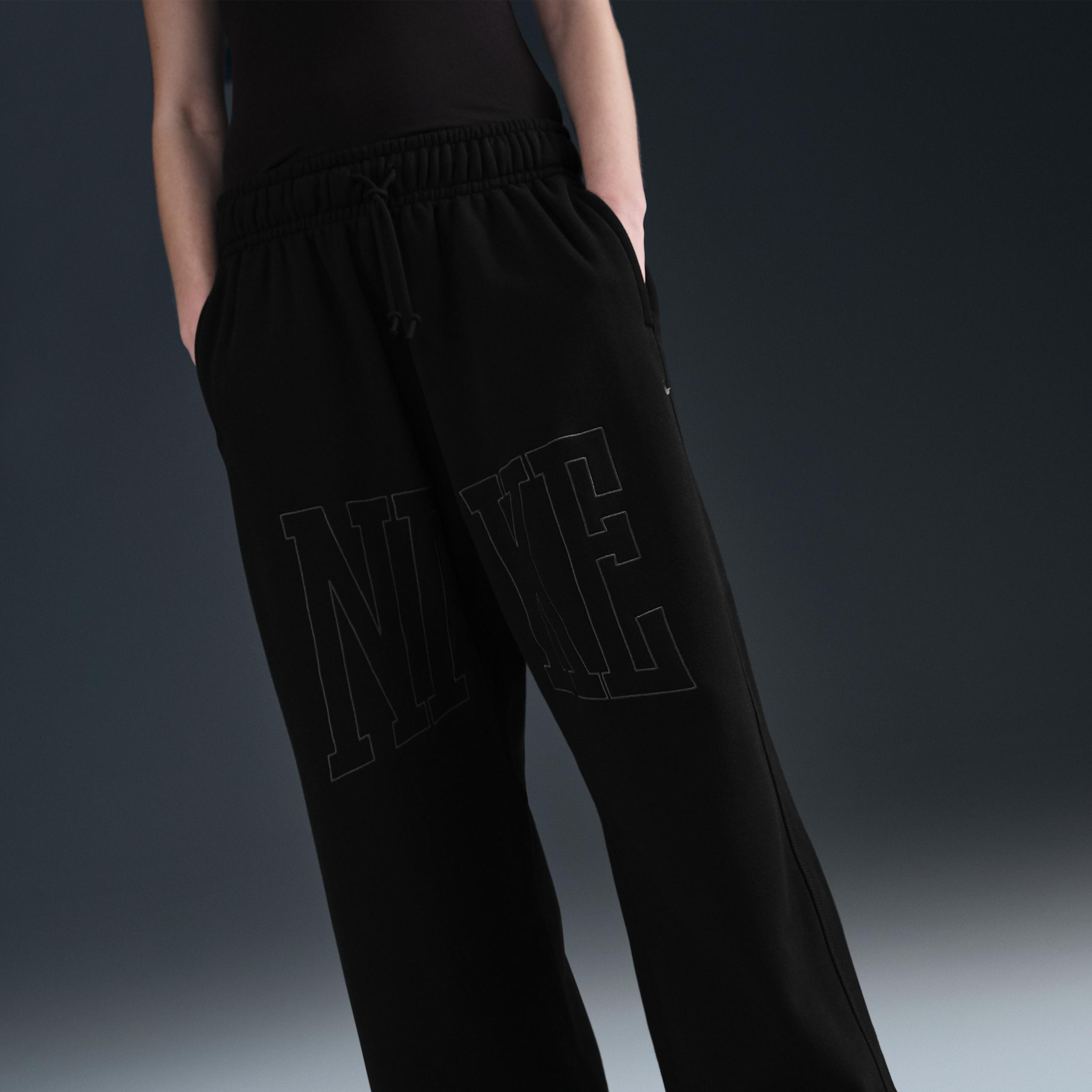 ★Nike★ Sportswear Low Rise Oversized French Open Hem Terry Nike Sportswear Women's Low-Rise Oversized French Open-Hem
