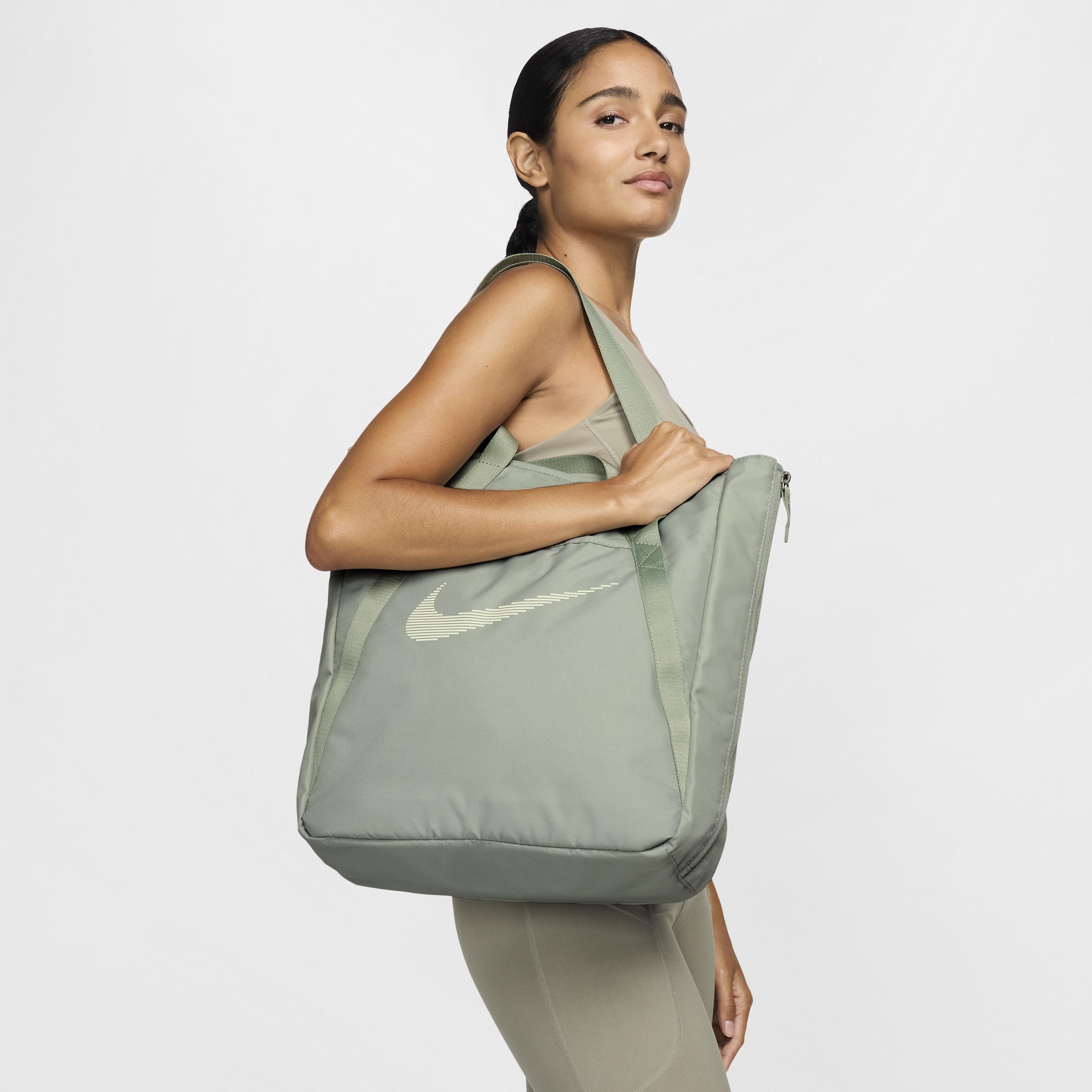 Nike Gym Tote (28L) in Green | Lyst UK