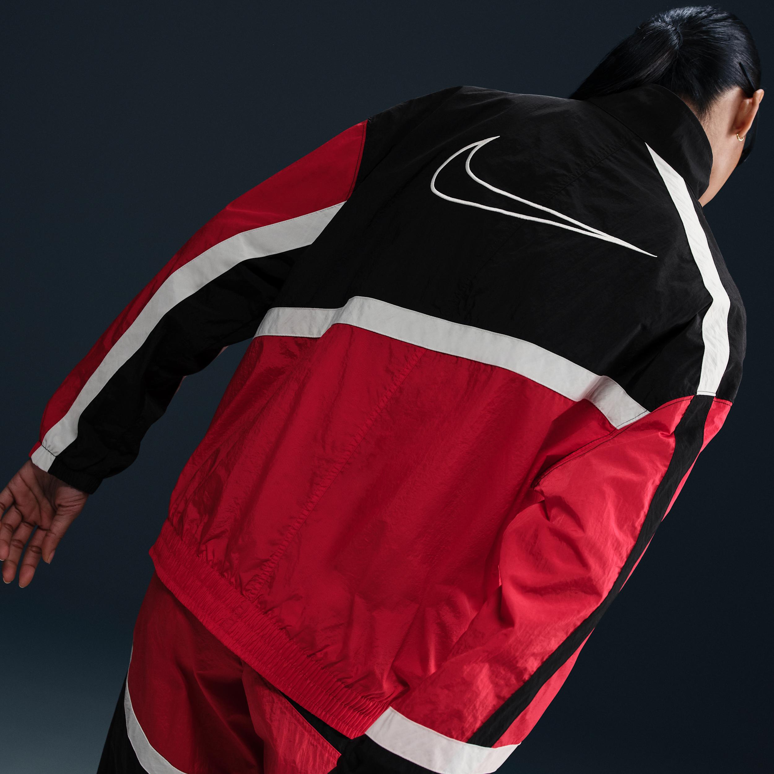 Nike Sportswear Oversized Woven Jacket in Red | Lyst
