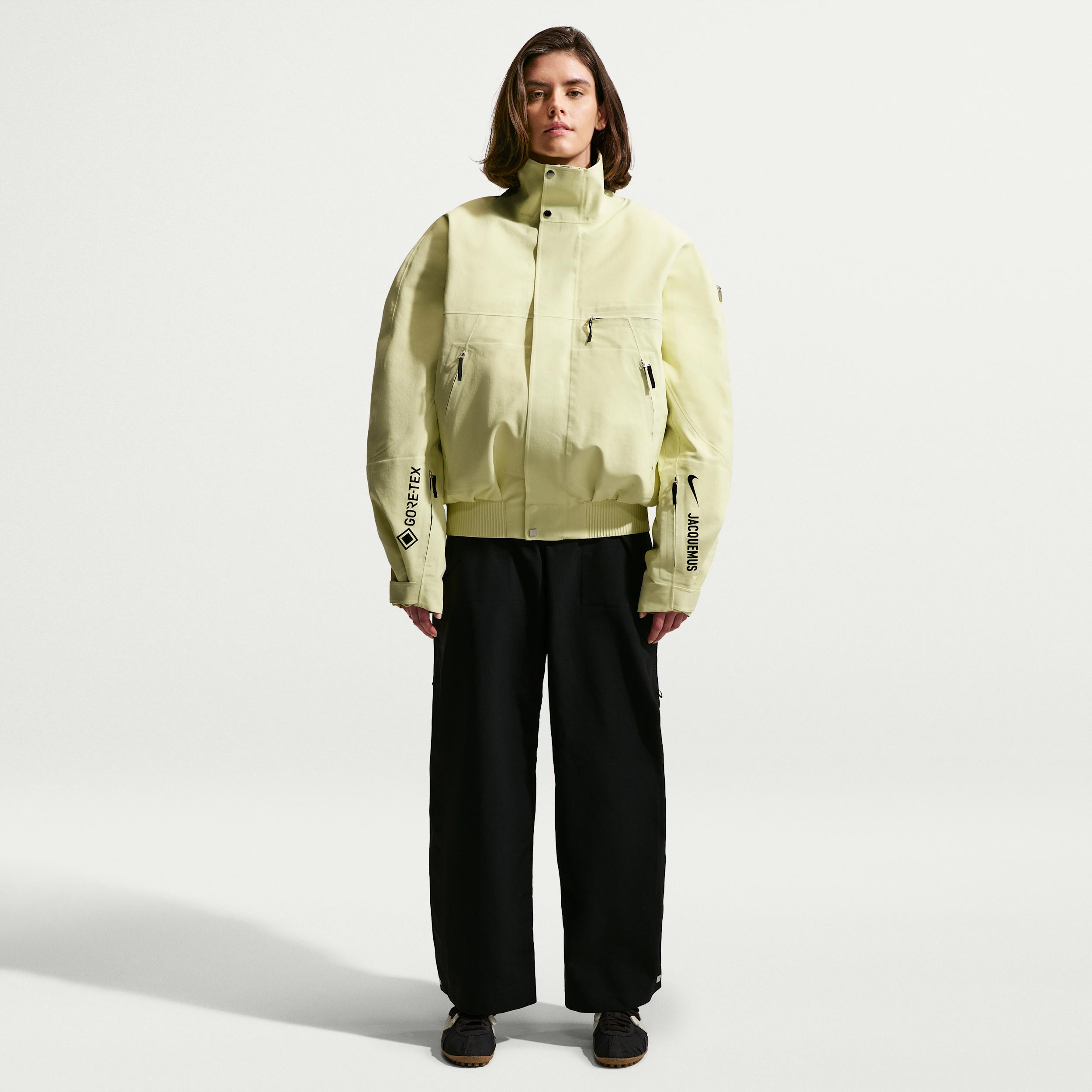 nike-Yellow-X-Jacquemus-Gore- 