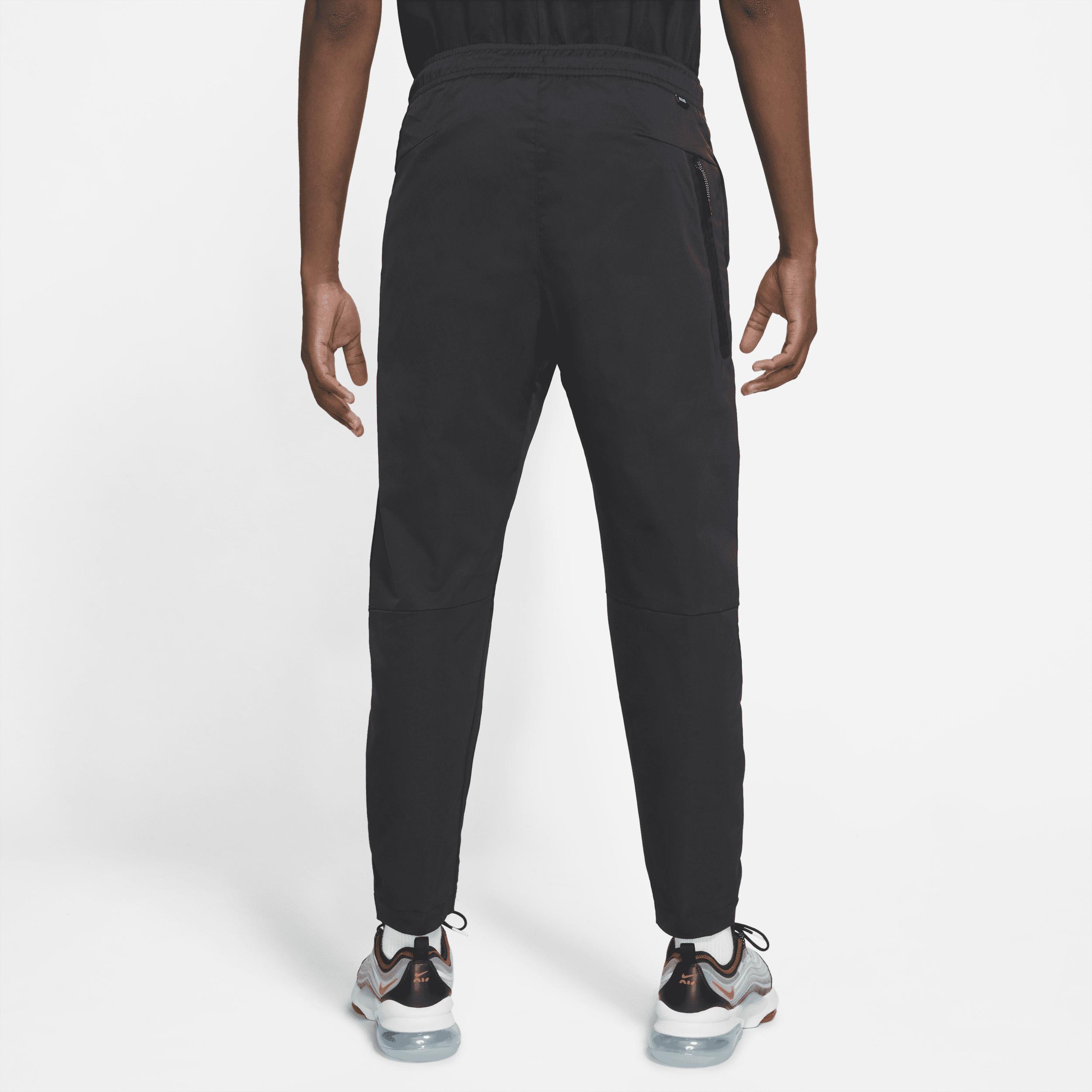 Nike Sportswear Tech Essentials Unlined Commuter Trousers in Black for Men  | Lyst UK