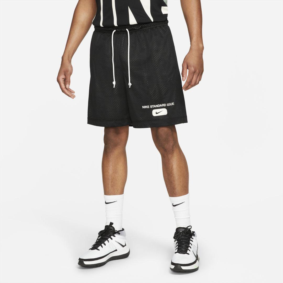 Nike Standard Issue Mesh Basketball Shorts in Green for Men | Lyst