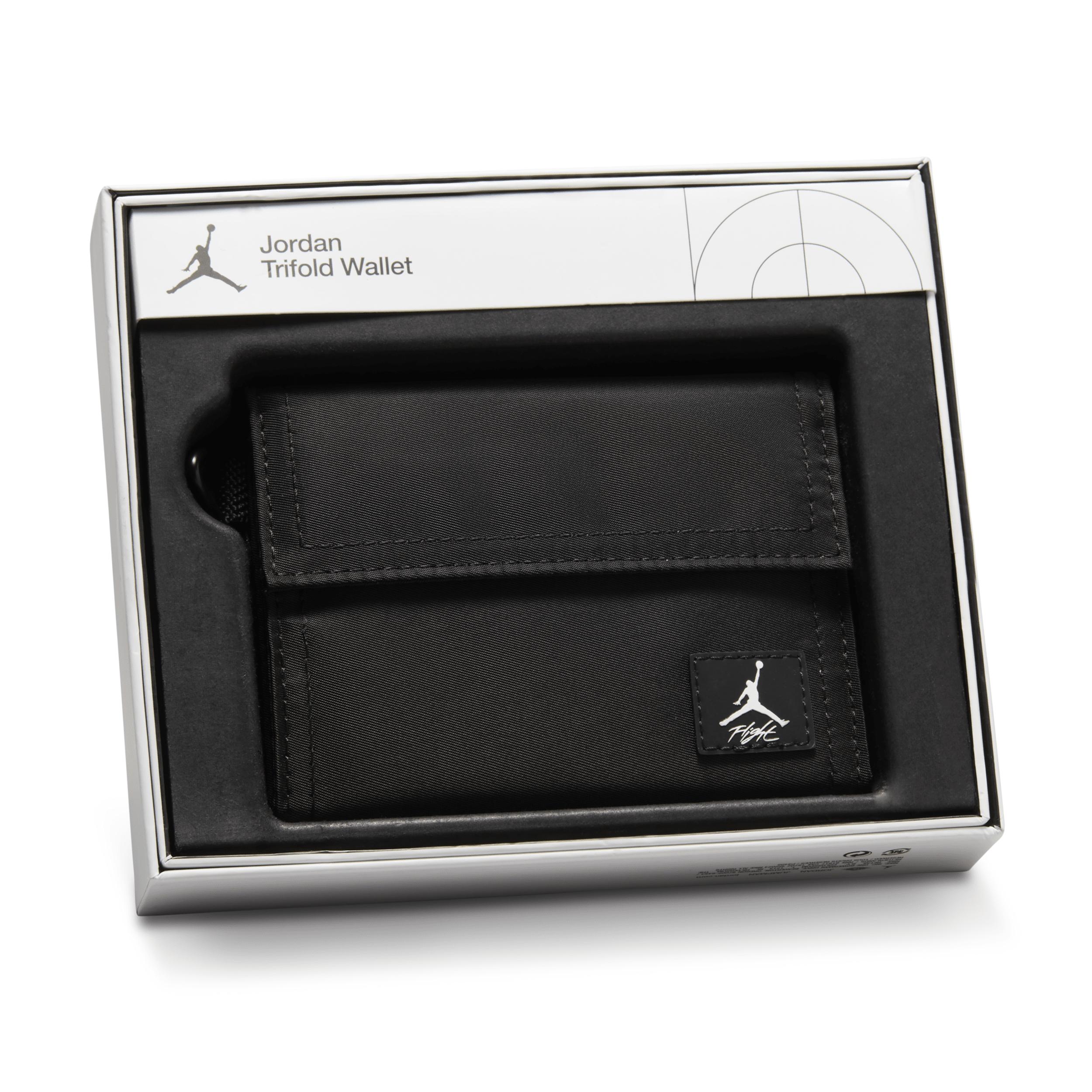 nike leather trifold wallet