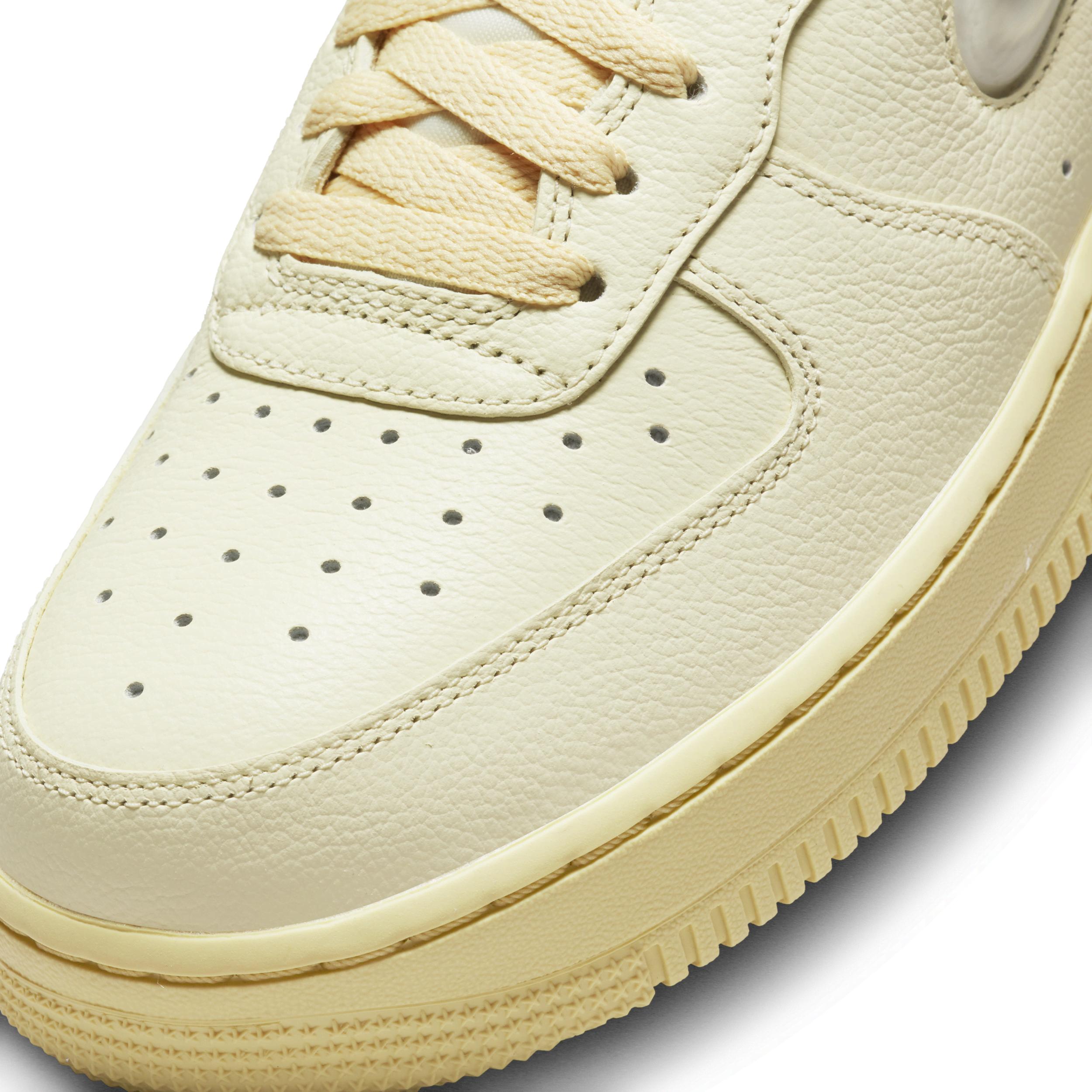 Nike Wmns Air Force 1 07 Lx in Natural | Lyst