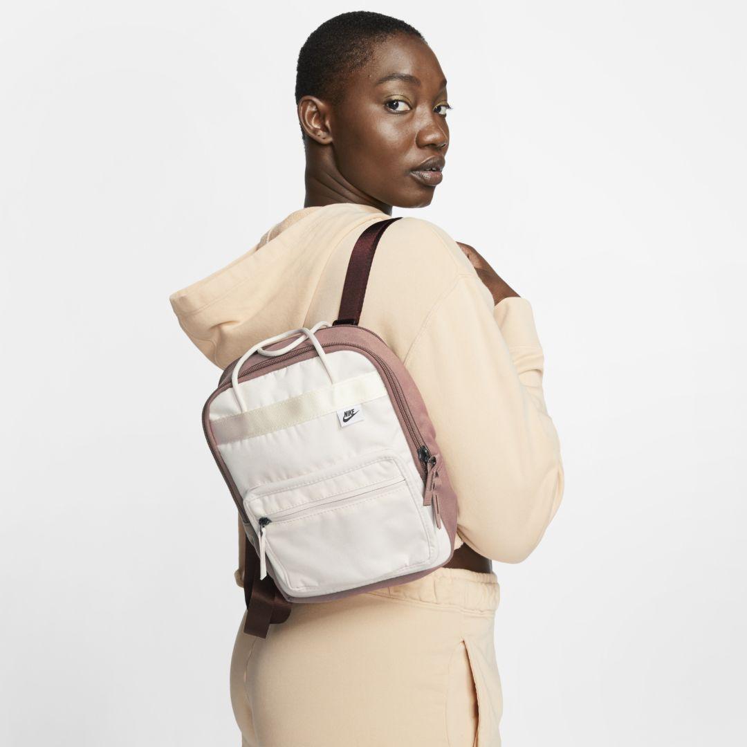 Nike Tanjun Backpack (mini) (pale Ivory) - Clearance Sale in White for Men  | Lyst