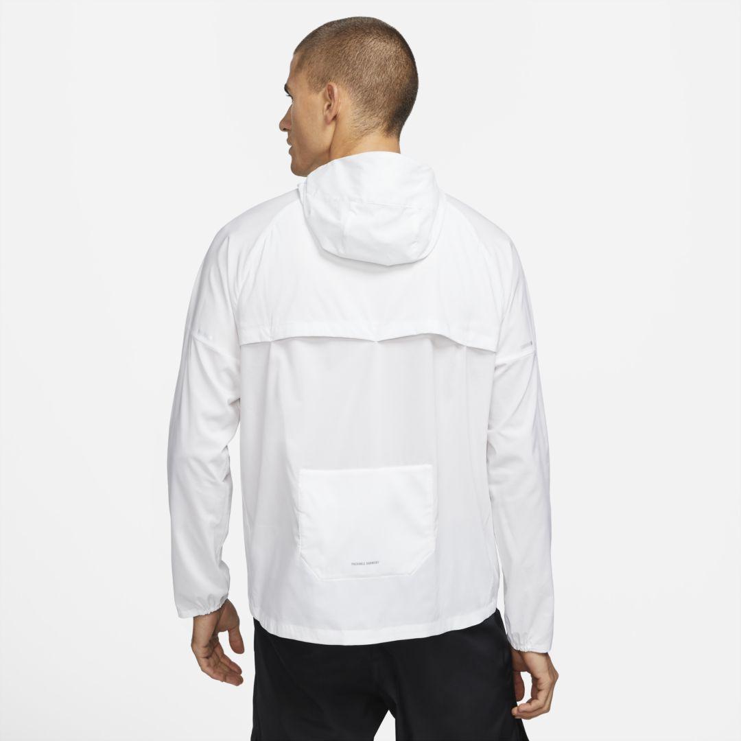 Nike Windrunner Running Jacket in White 