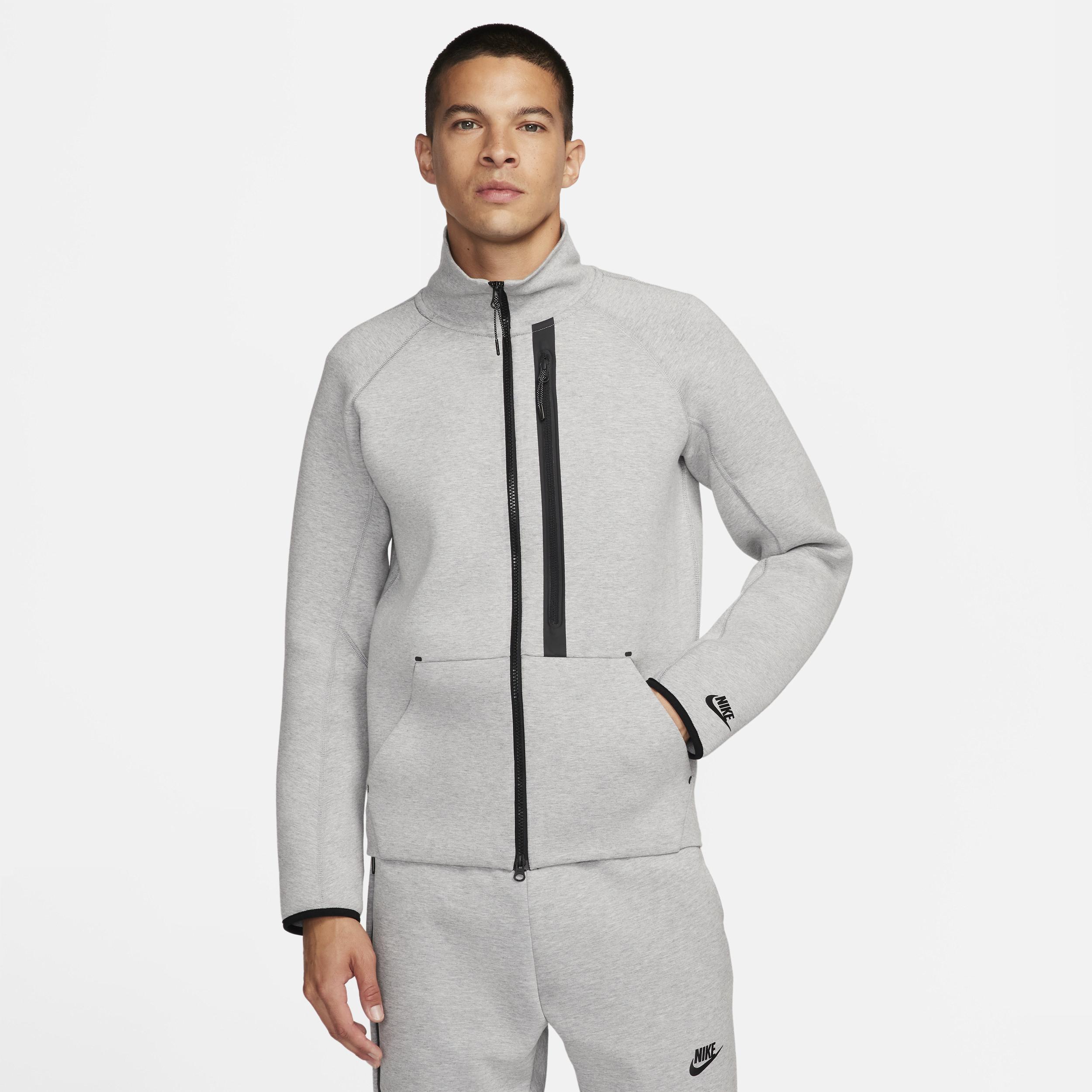 nike tech fleece slim fit