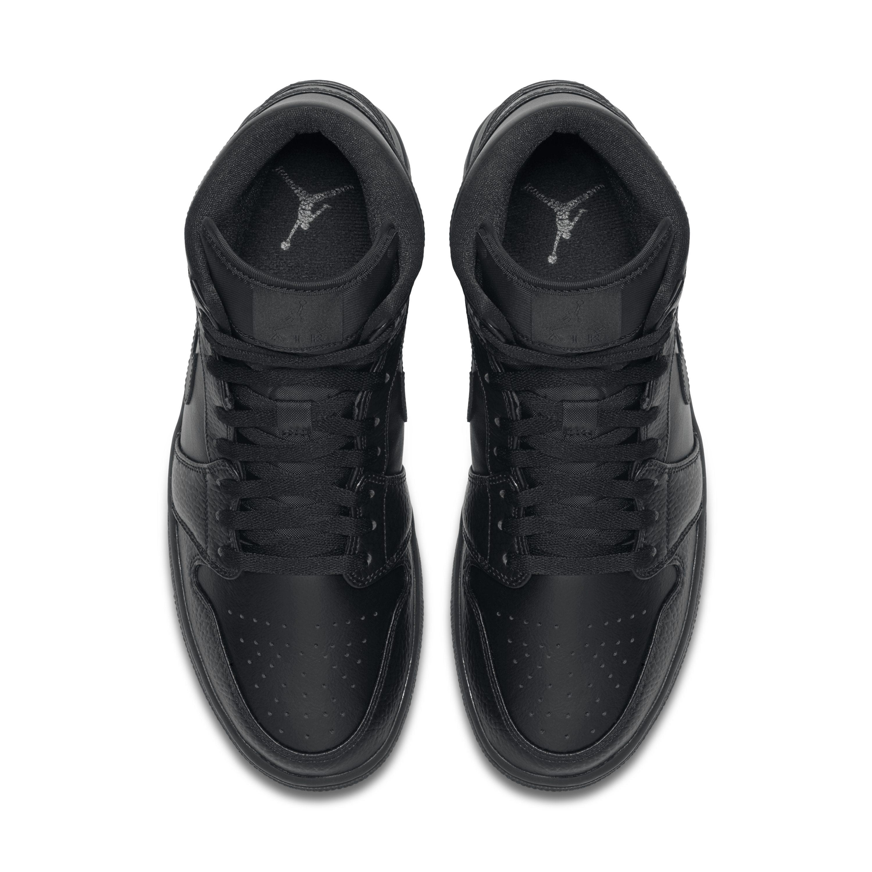 black nike shoes high top