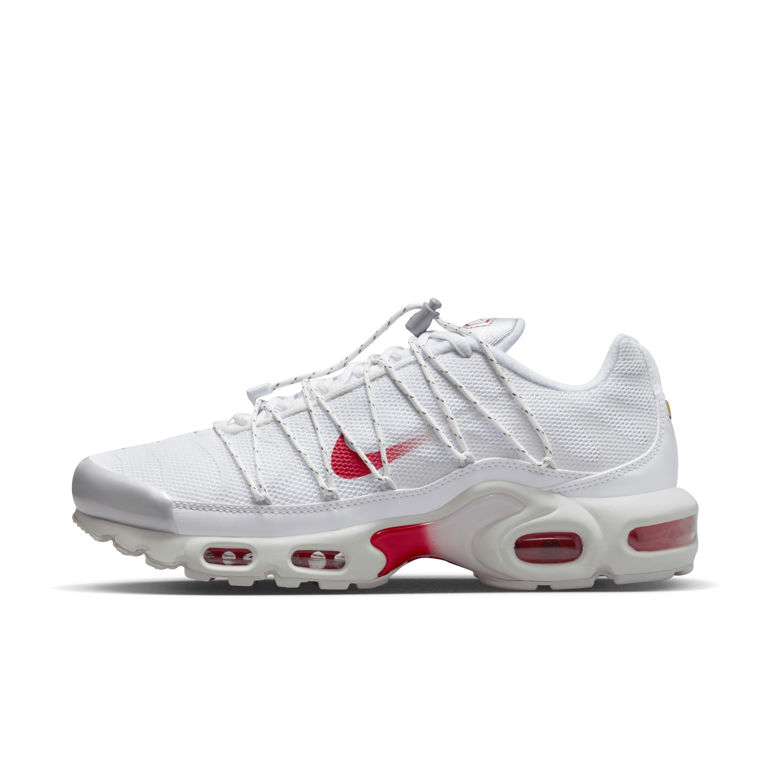 Nike Air Max Plus Shoes in White | Lyst UK