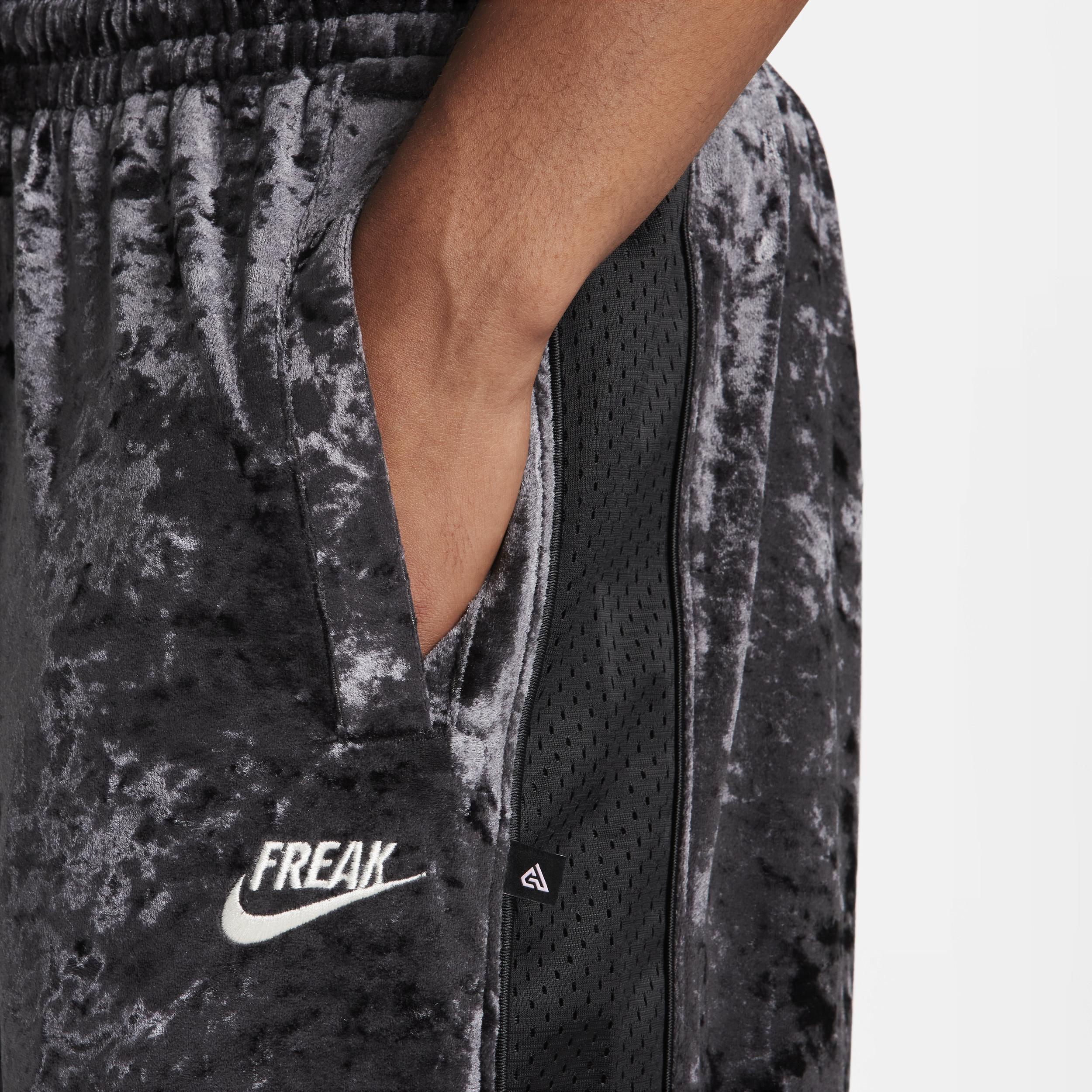 nike freak pants