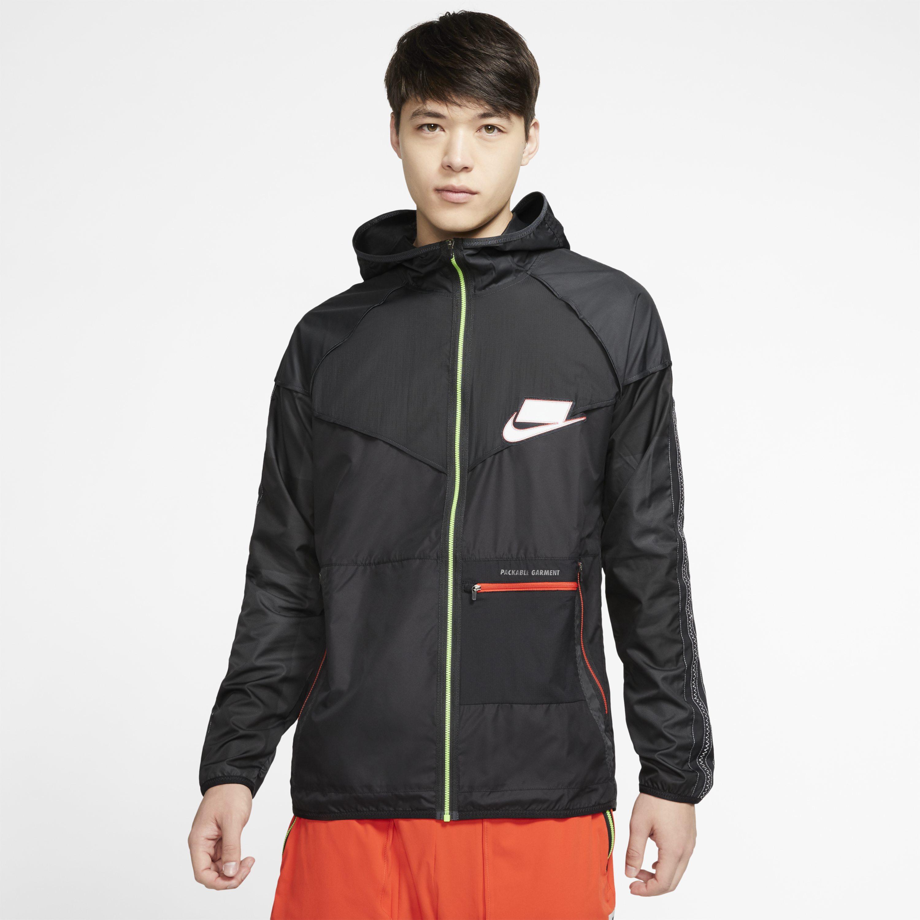 nike run wild jacket