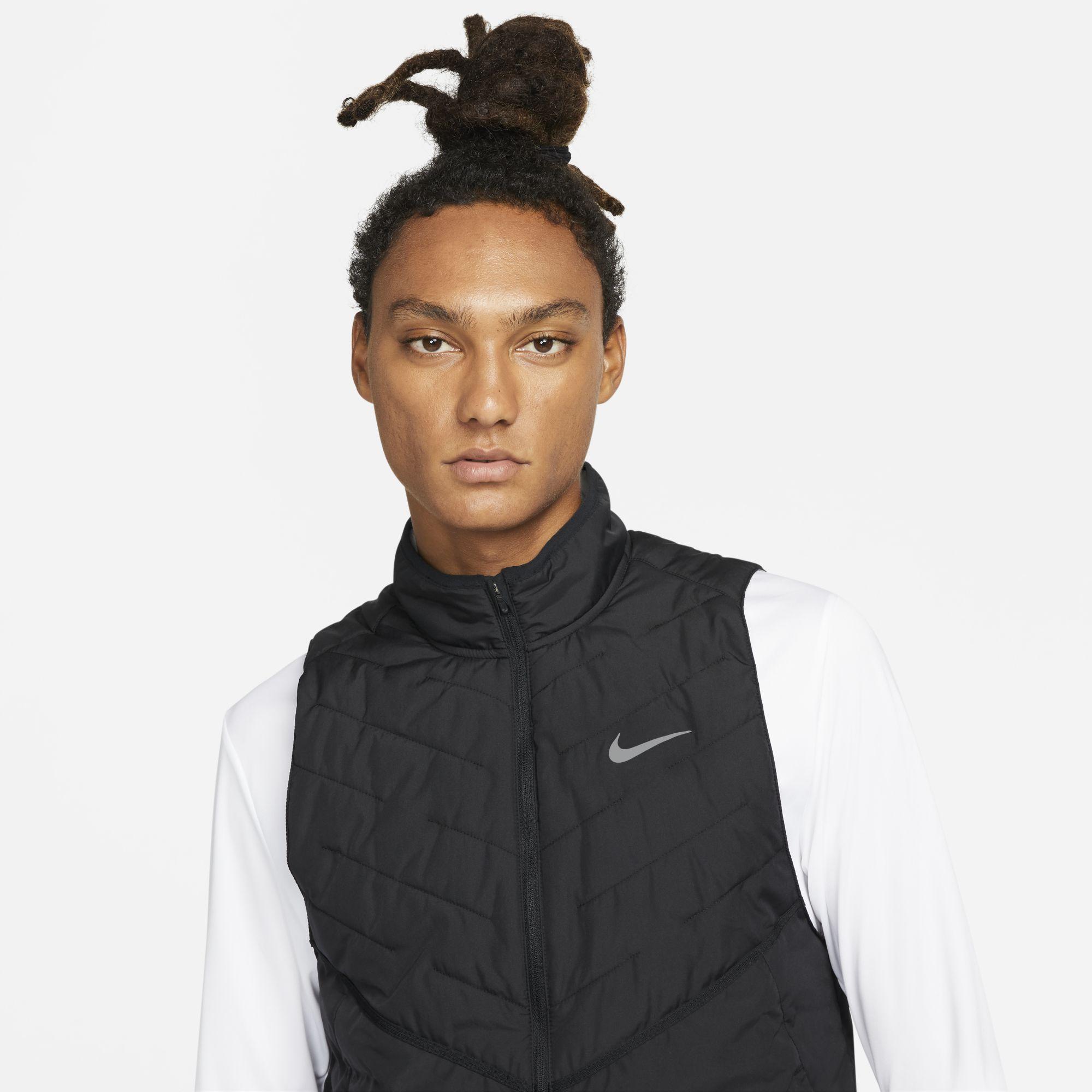 lila Er is behoefte aan explosie Nike Therma-fit Repel Synthetic-fill Running Vest in Black for Men | Lyst