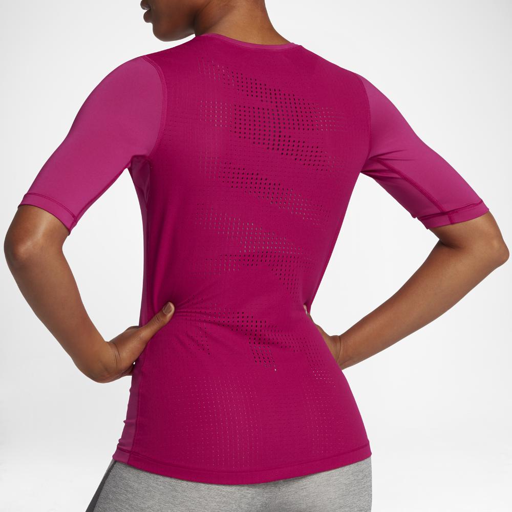Nike Synthetic Pro Hypercool Women's Short Sleeve Training Top in