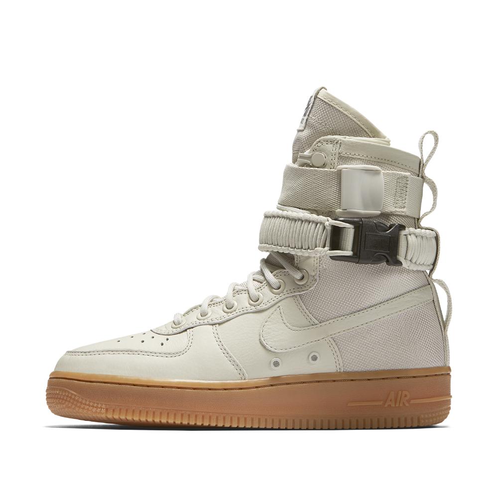Nike Synthetic Sf Air Force 1 Women's Boot in Brown - Lyst