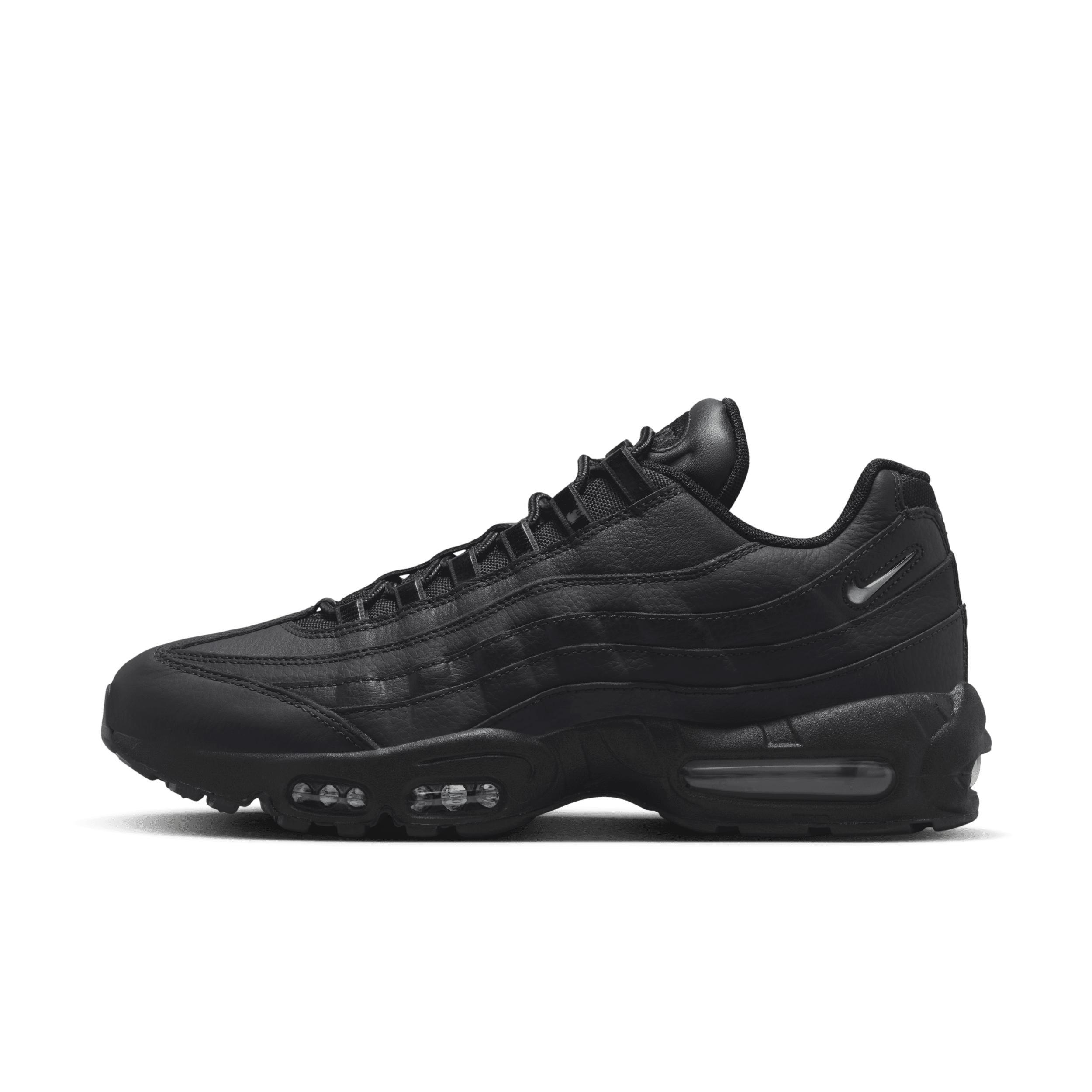 Nike Air Max 95 Essential in Black for Men Lyst UK