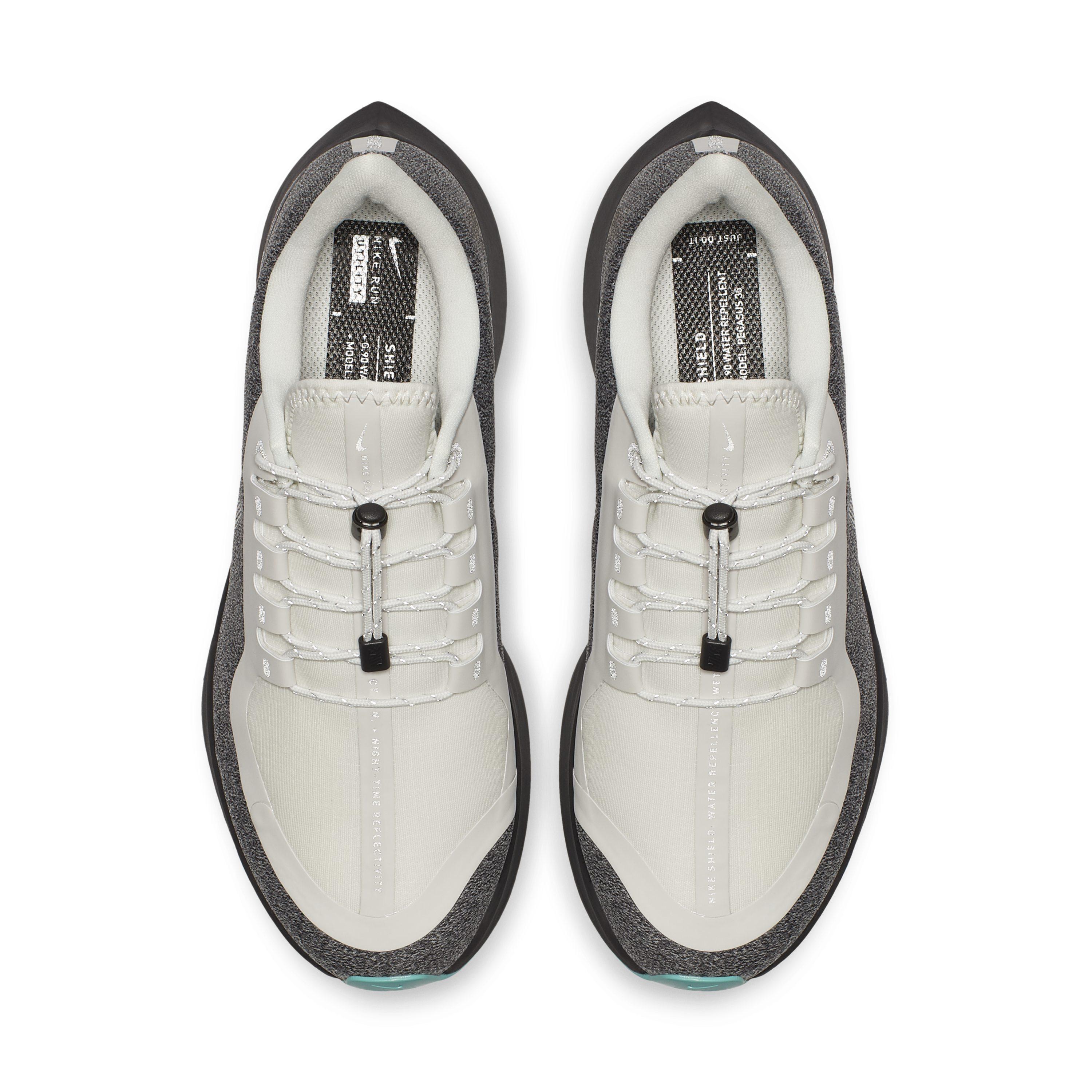 Nike Air Zoom Pegasus 35 Shield Gs Water Repellent Running Shoe in White |  Lyst UK