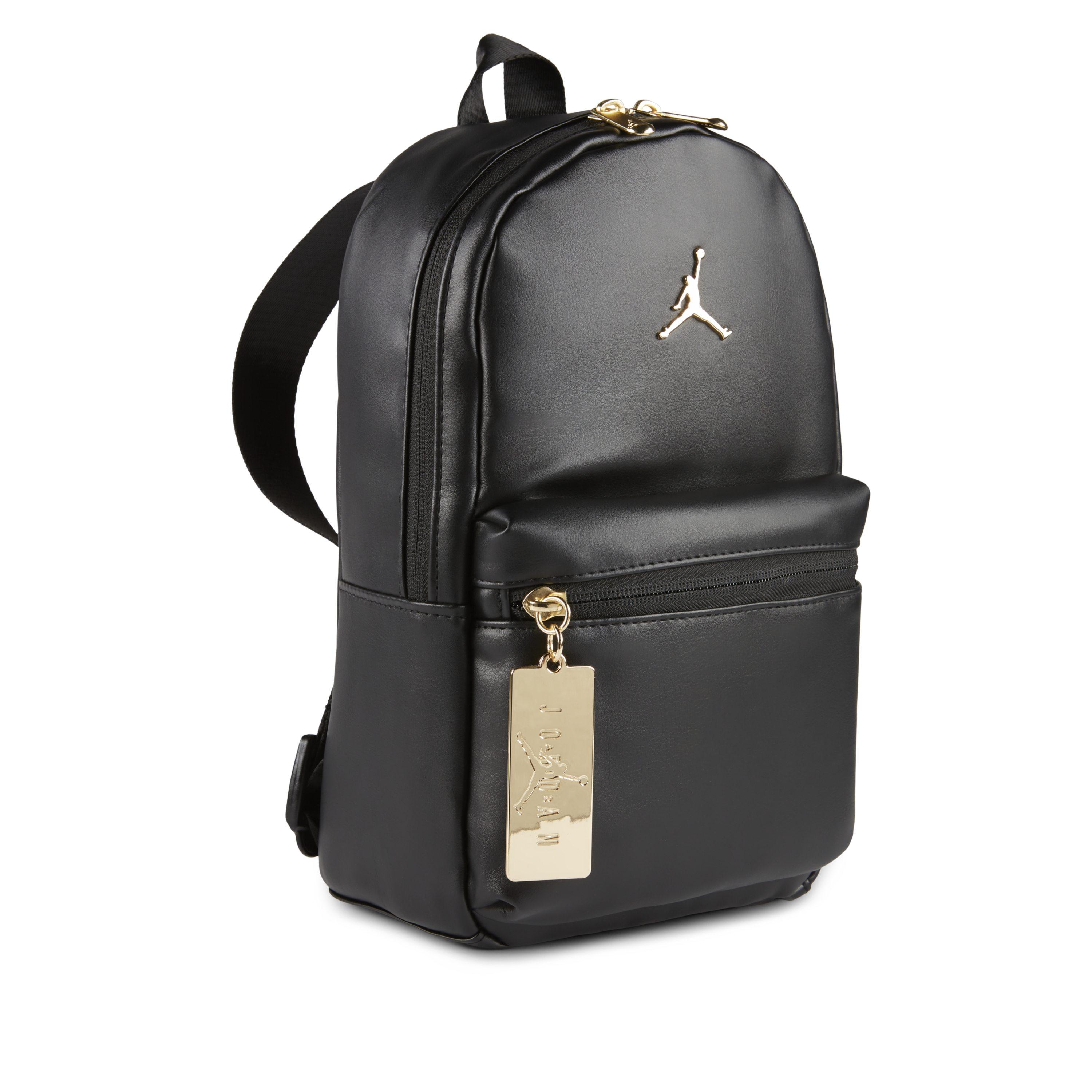Air jordan backpack women's hotsell